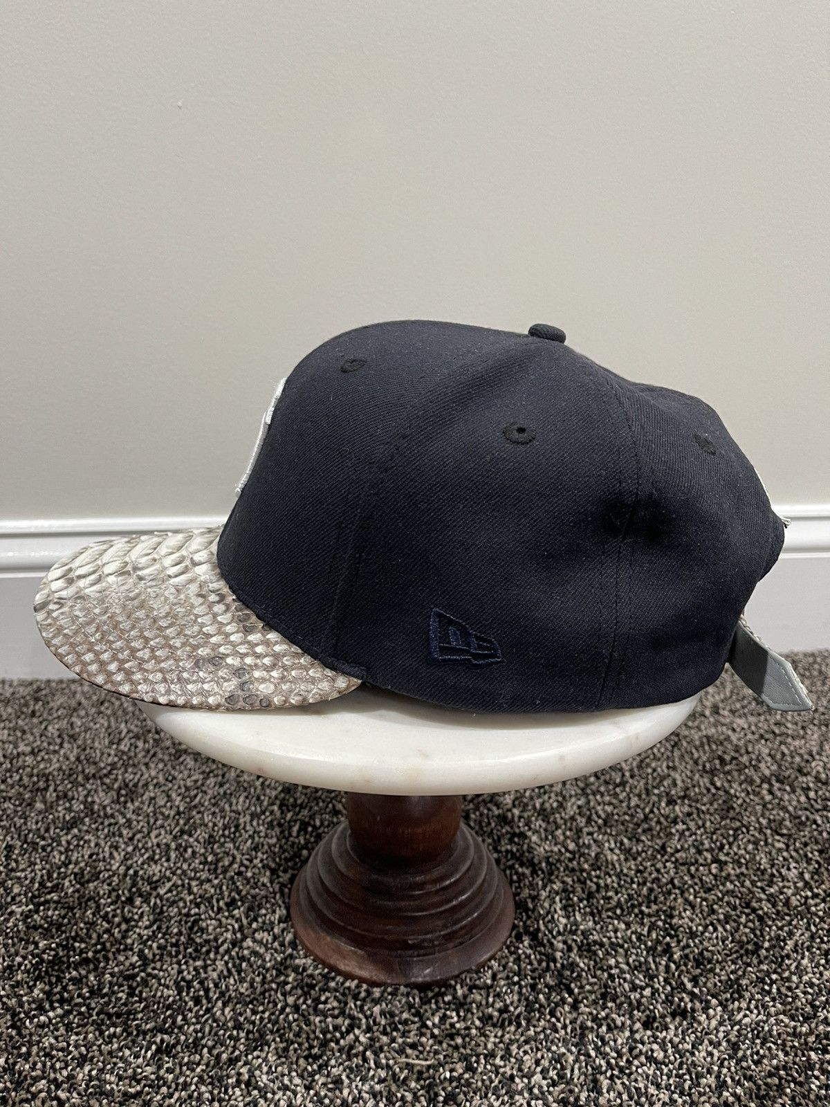 Just Don Just Don MLB NYY New York Yankes 2021 Snakeskin Navy Hat Size ONE SIZE - 4 Thumbnail