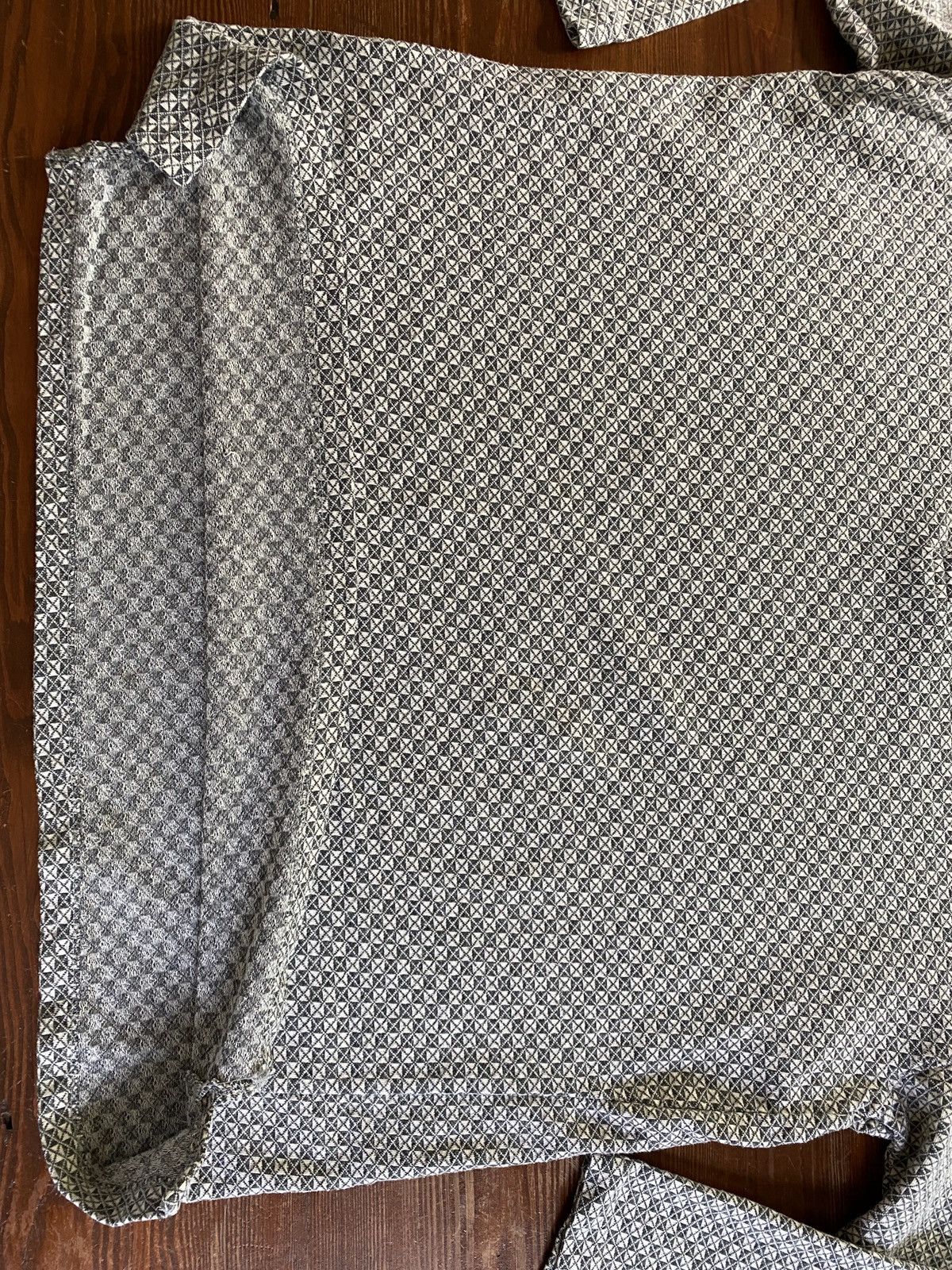 Vintage Vintage 90’s Expressions Patterned Henley Long Sleeve Tee Size US XL / EU 56 / 4 - 6 Thumbnail