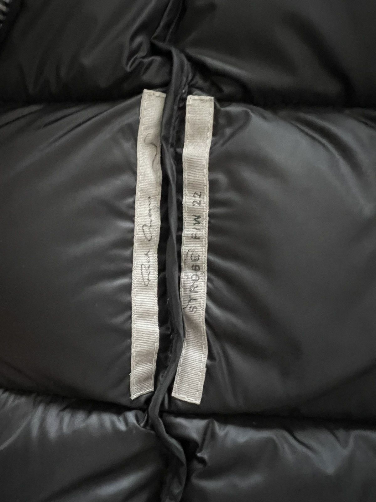Rick Owens RICK OWENS FW22 STROBE RUNWAY JUMBO GIMP COAT IN BLACK Size US M / EU 48-50 / 2 - 3 Thumbnail