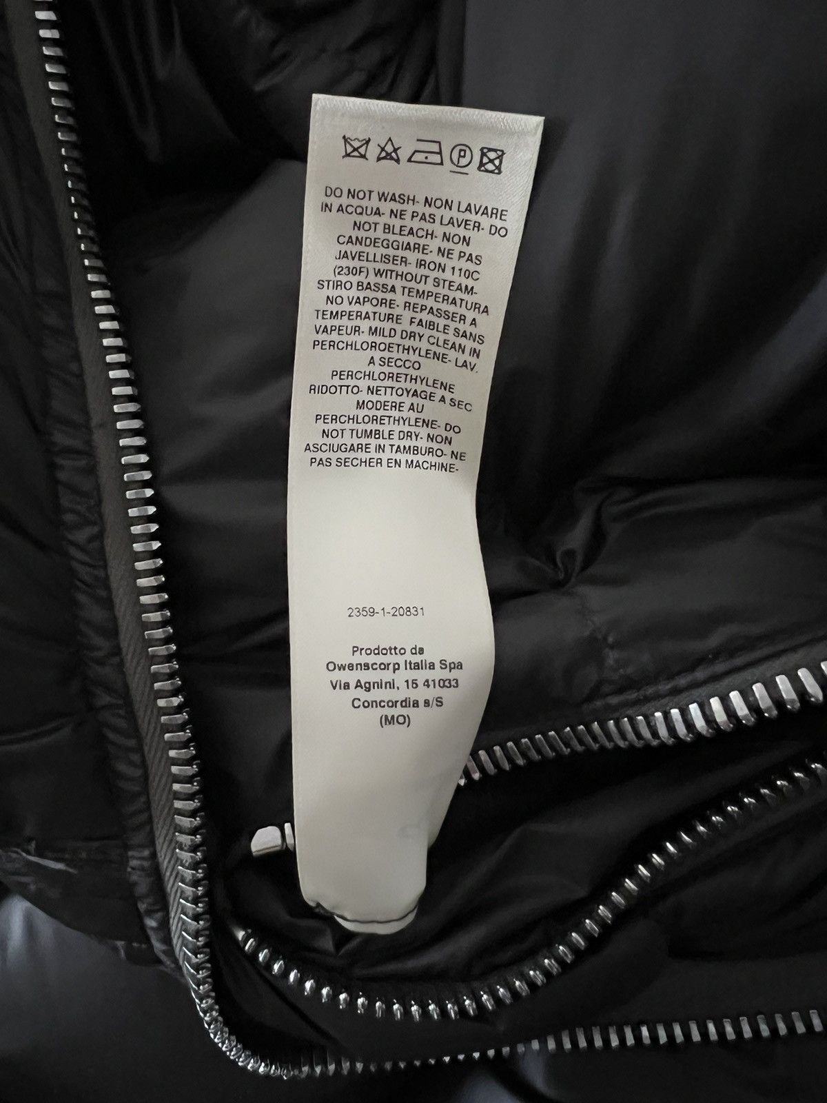 Rick Owens RICK OWENS FW22 STROBE RUNWAY JUMBO GIMP COAT IN BLACK Size US M / EU 48-50 / 2 - 5 Thumbnail