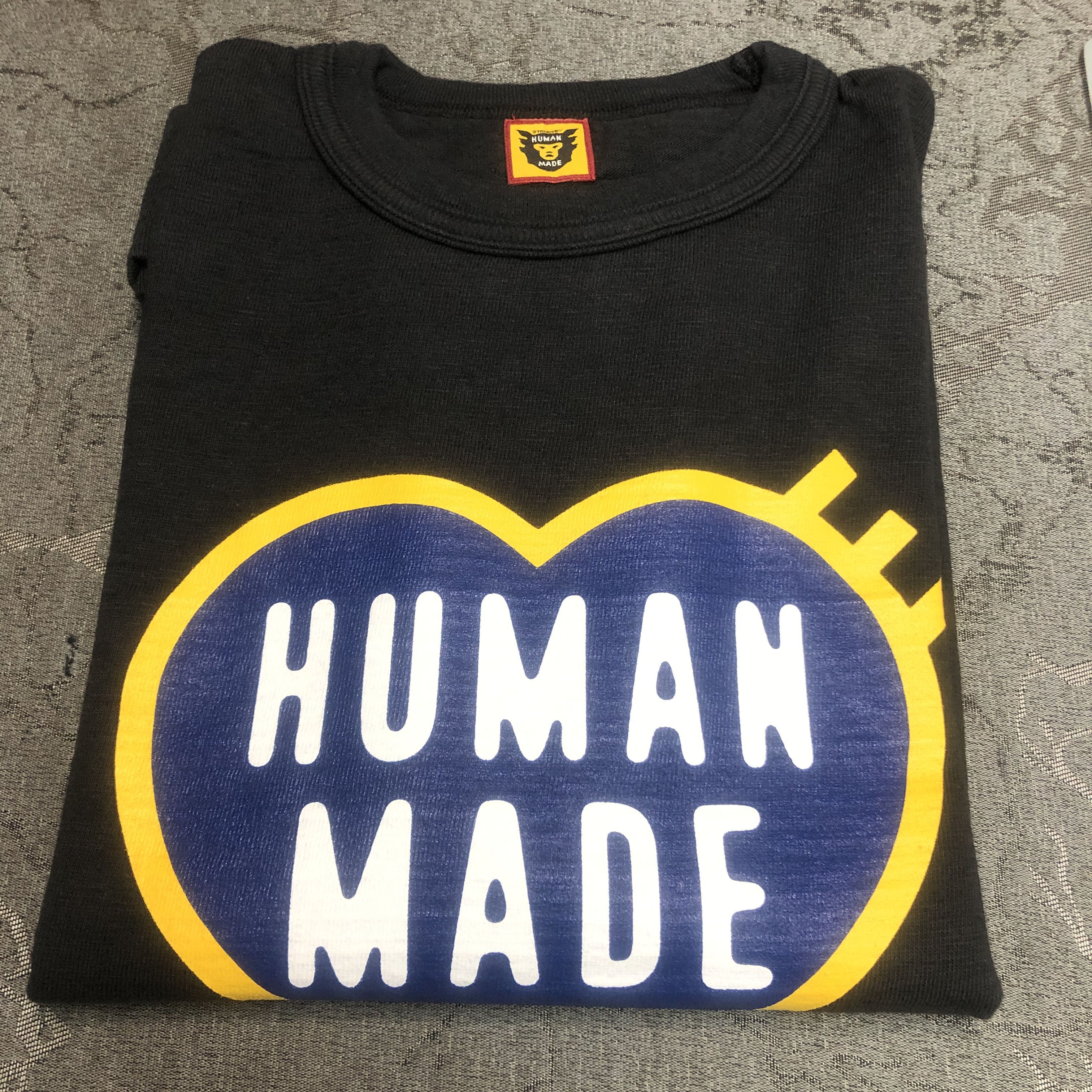 Human Made heart logo tee #2301 (L)