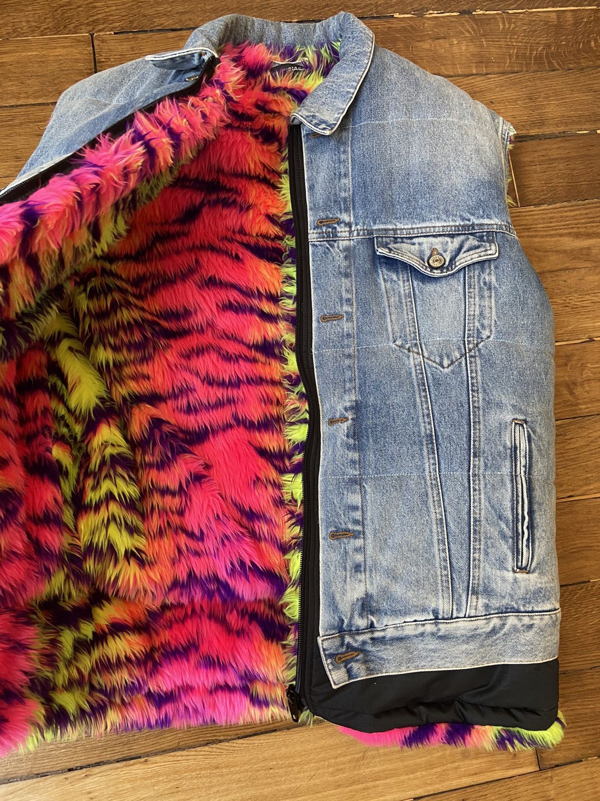 Balenciaga Balenciaga Runway Denim Fur Lined Vest Size US S / EU 44-46 / 1 - 3 Thumbnail