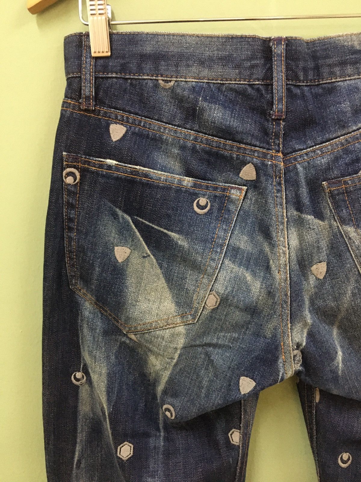 Hysteric Glamour × Takeo Kikuchi TK MIXPICE - RELAXED FIT WASHED ALLOVER EMBROIDERED LOGO Size US 30 / EU 46 - 8 Thumbnail