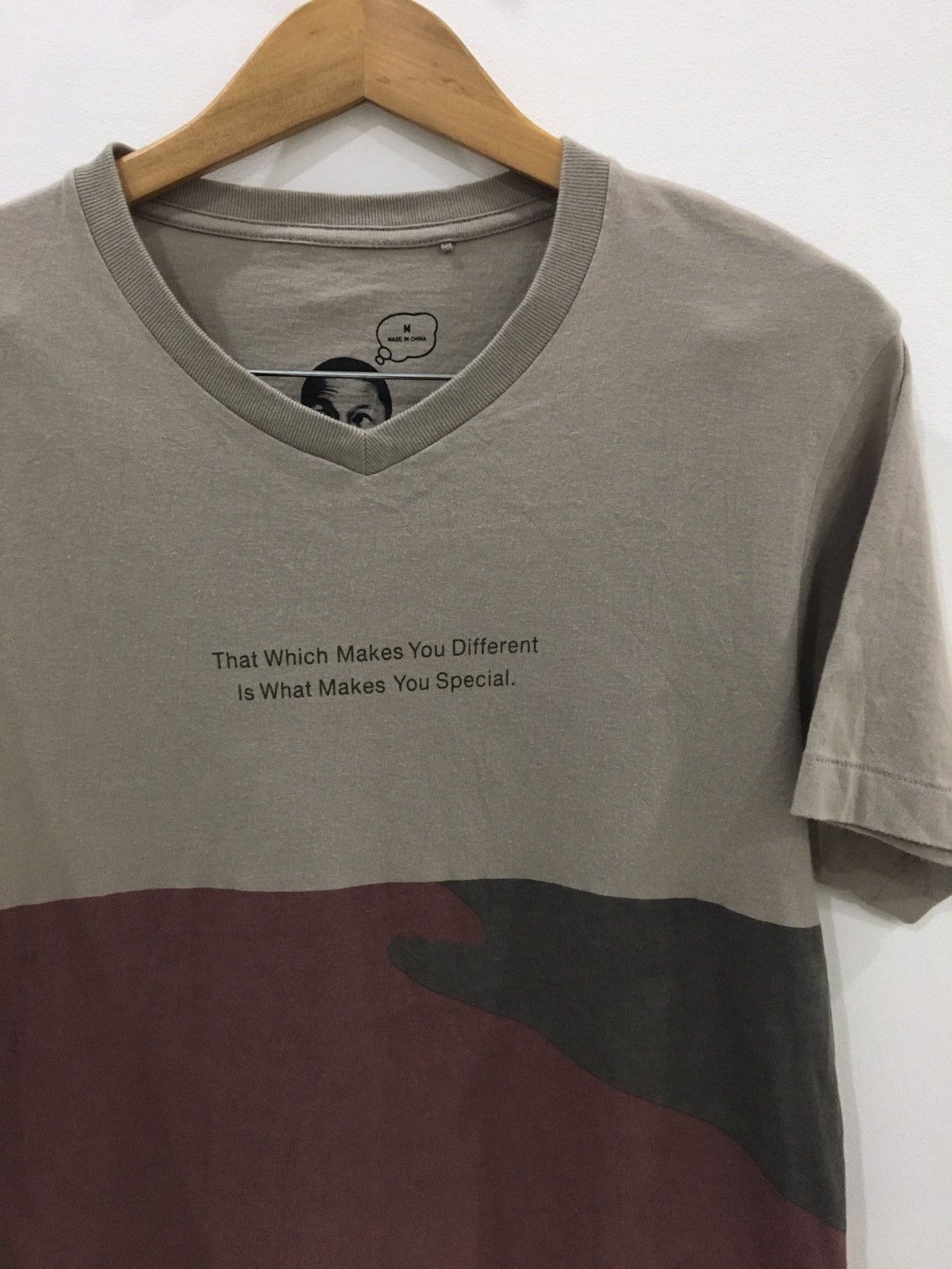 Pharrell PHARRELL WILLIAMS - I AM OTHER CAMO V-NECK T-SHIRT Size US M / EU 48-50 / 2 - 3 Thumbnail