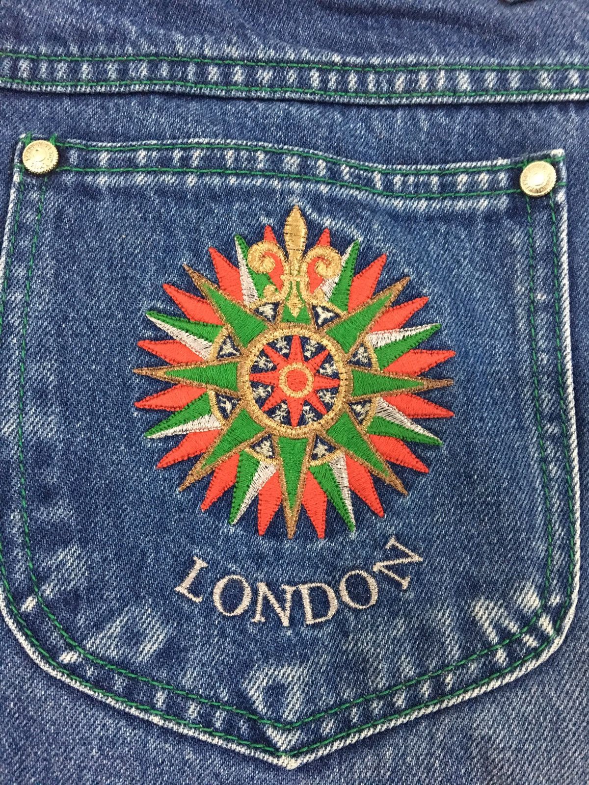 Designer × Hardy Amies REGULAR STRAIGHT FIT JEANS / EMBROIDERED BACKPOCKET LOGO Size US 32 / EU 48 - 15 Thumbnail