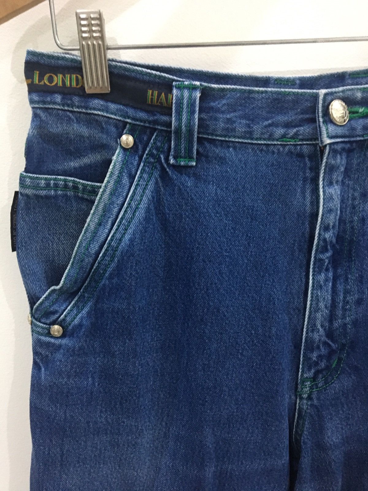 Designer × Hardy Amies REGULAR STRAIGHT FIT JEANS / EMBROIDERED BACKPOCKET LOGO Size US 32 / EU 48 - 6 Thumbnail