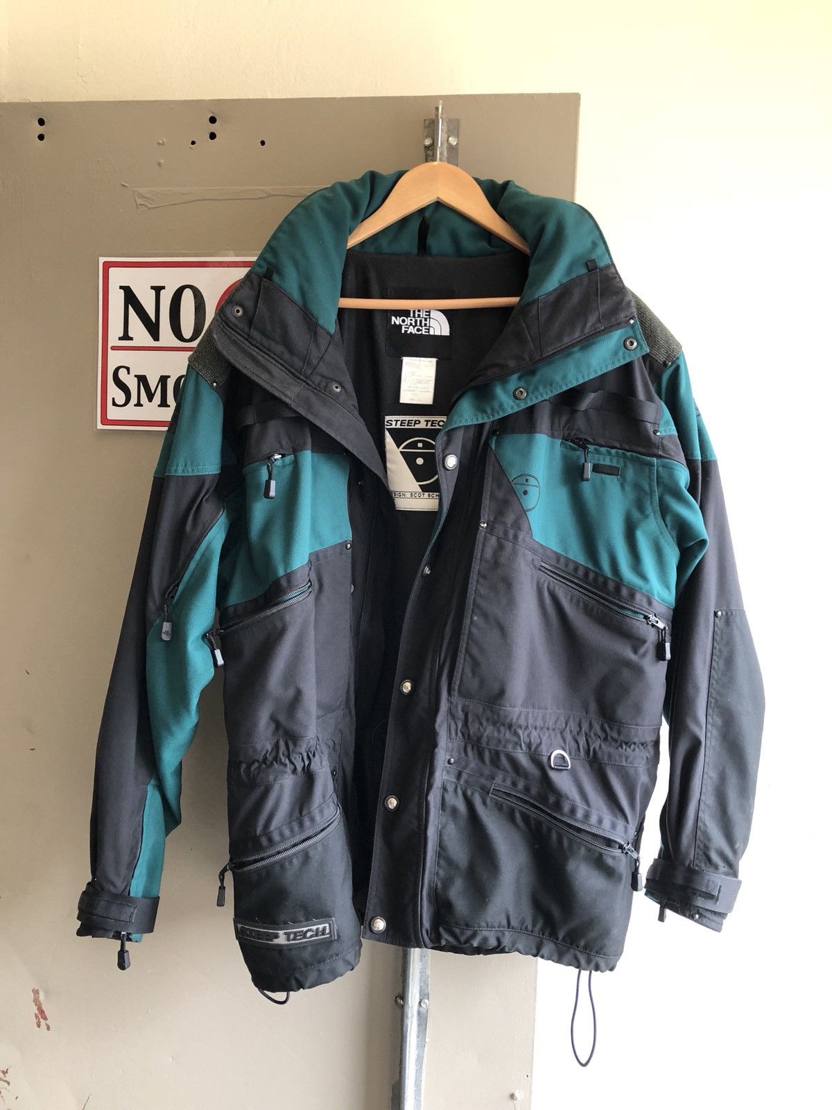 The buy North Face Vintage Steep Tech Jacket Black Scot Schmidt