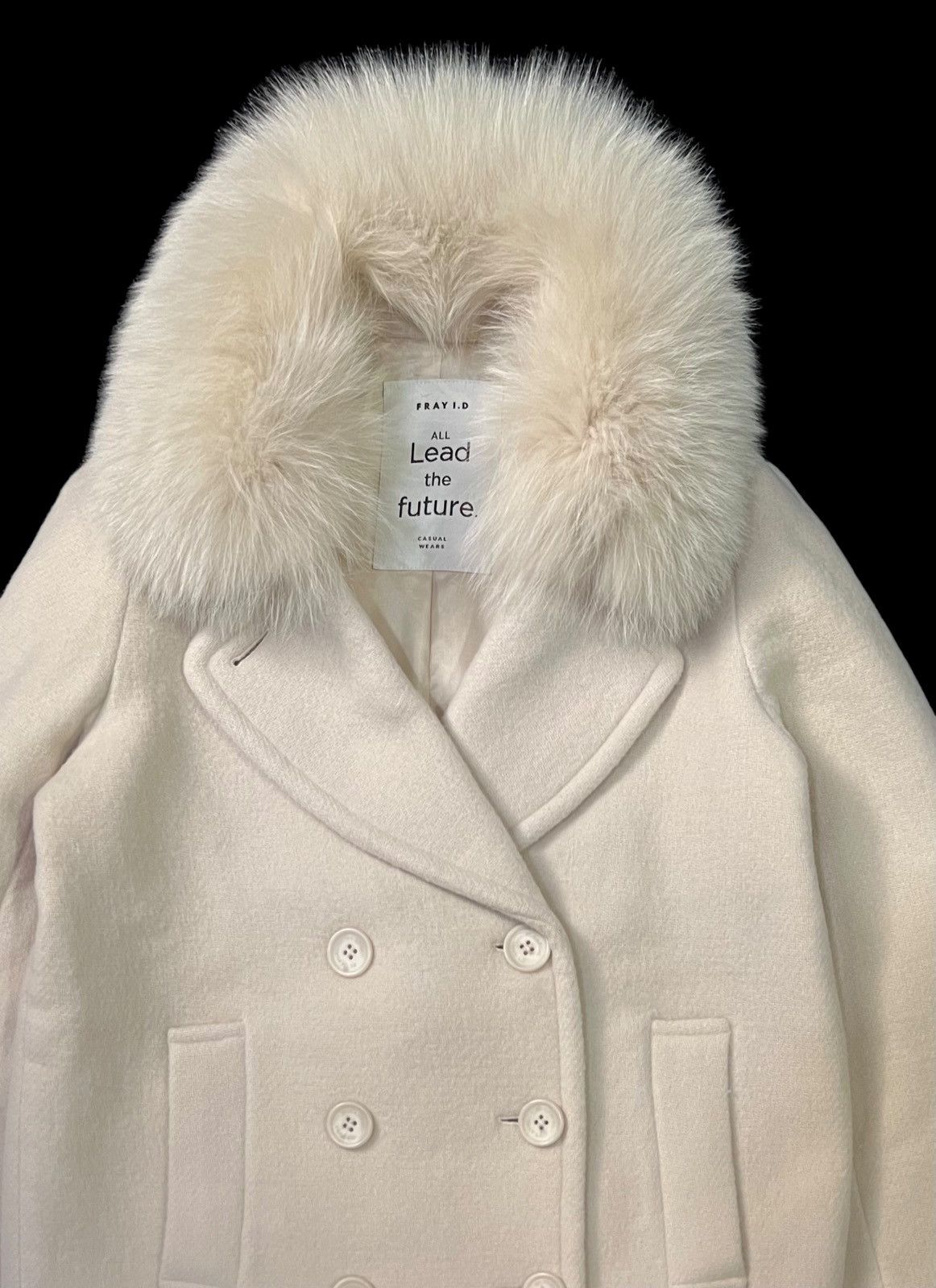 Designer × Japanese Brand 🔥NEED GONE🔥FRAY ID CASUAL WEAR CREAM WOOL PEACOAT FUR COLLAR Size S / US 4 / IT 40 - 11 Thumbnail