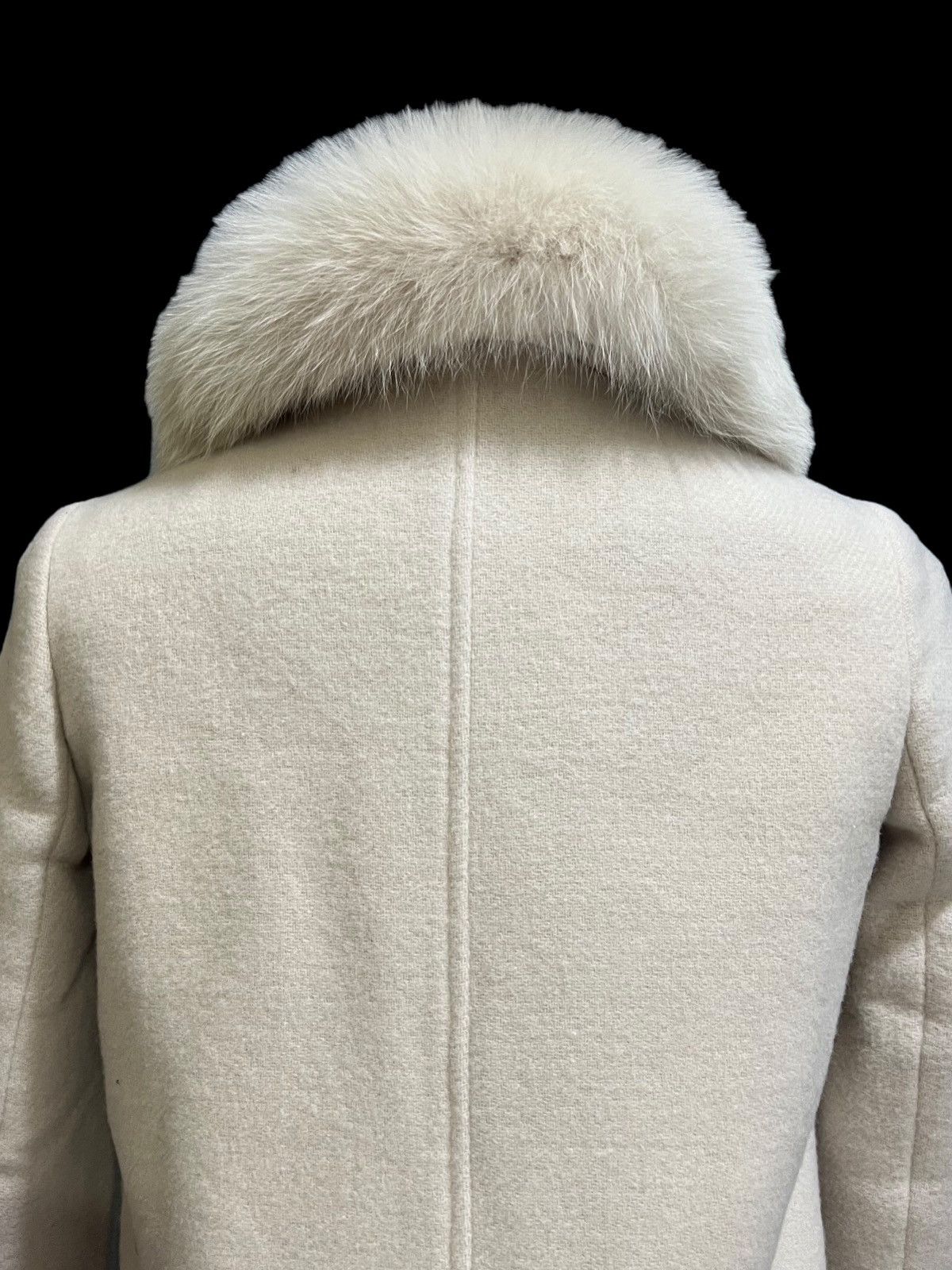 Designer × Japanese Brand 🔥NEED GONE🔥FRAY ID CASUAL WEAR CREAM WOOL PEACOAT FUR COLLAR Size S / US 4 / IT 40 - 8 Thumbnail