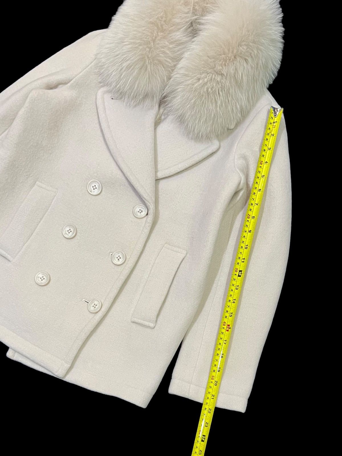 Designer × Japanese Brand 🔥NEED GONE🔥FRAY ID CASUAL WEAR CREAM WOOL PEACOAT FUR COLLAR Size S / US 4 / IT 40 - 22 Thumbnail