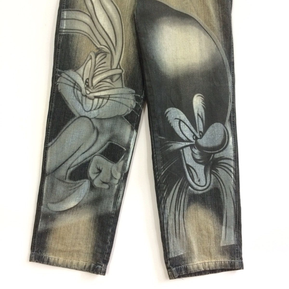 If Six Was Nine BAGGY DENIM LOT29 ART BUGS BUNNY JEANS PANTS Size US 33 - 2 Thumbnail