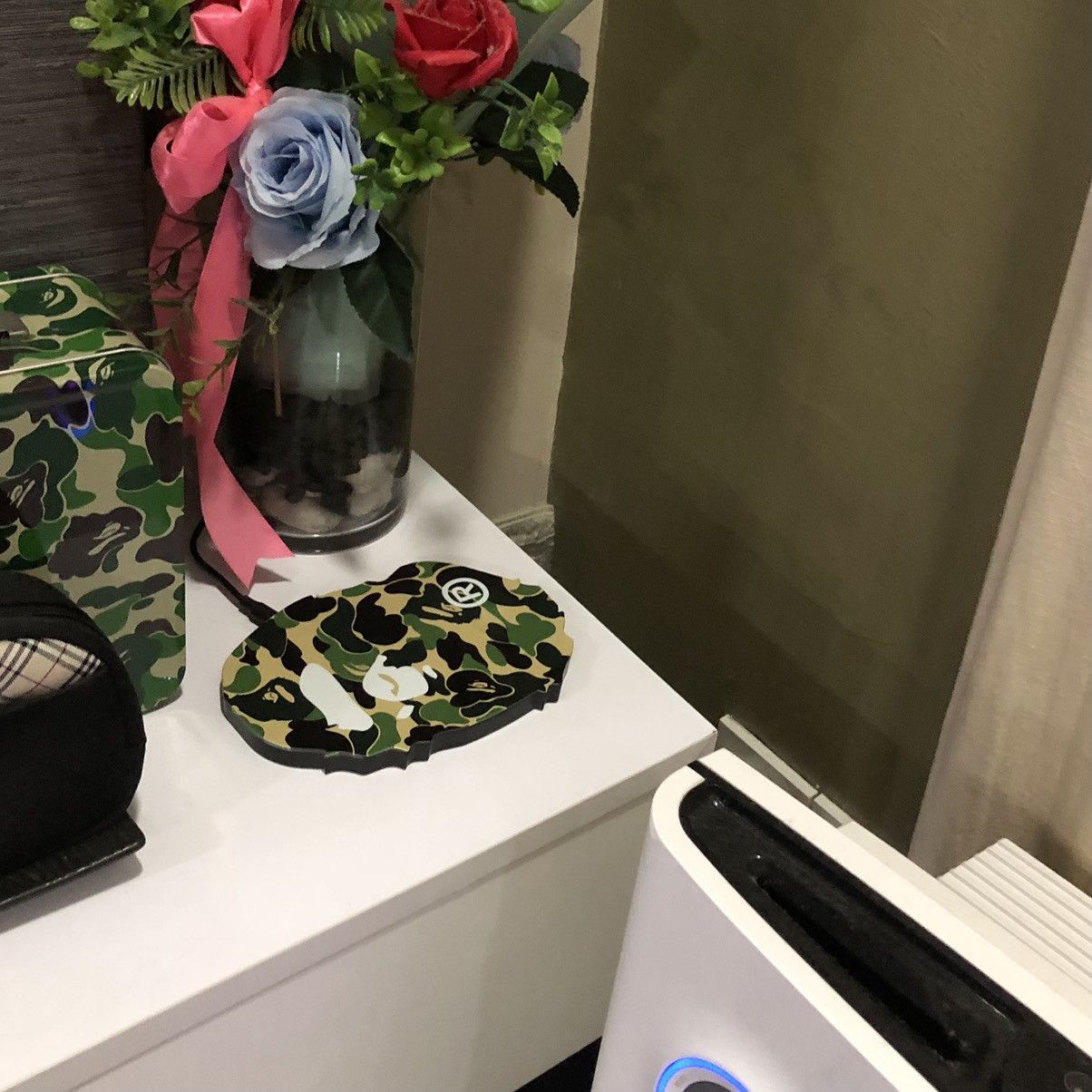Bape 🔥OG BAPE ABC Camo Ape Head Wireless Charger Size ONE SIZE - 3 Thumbnail