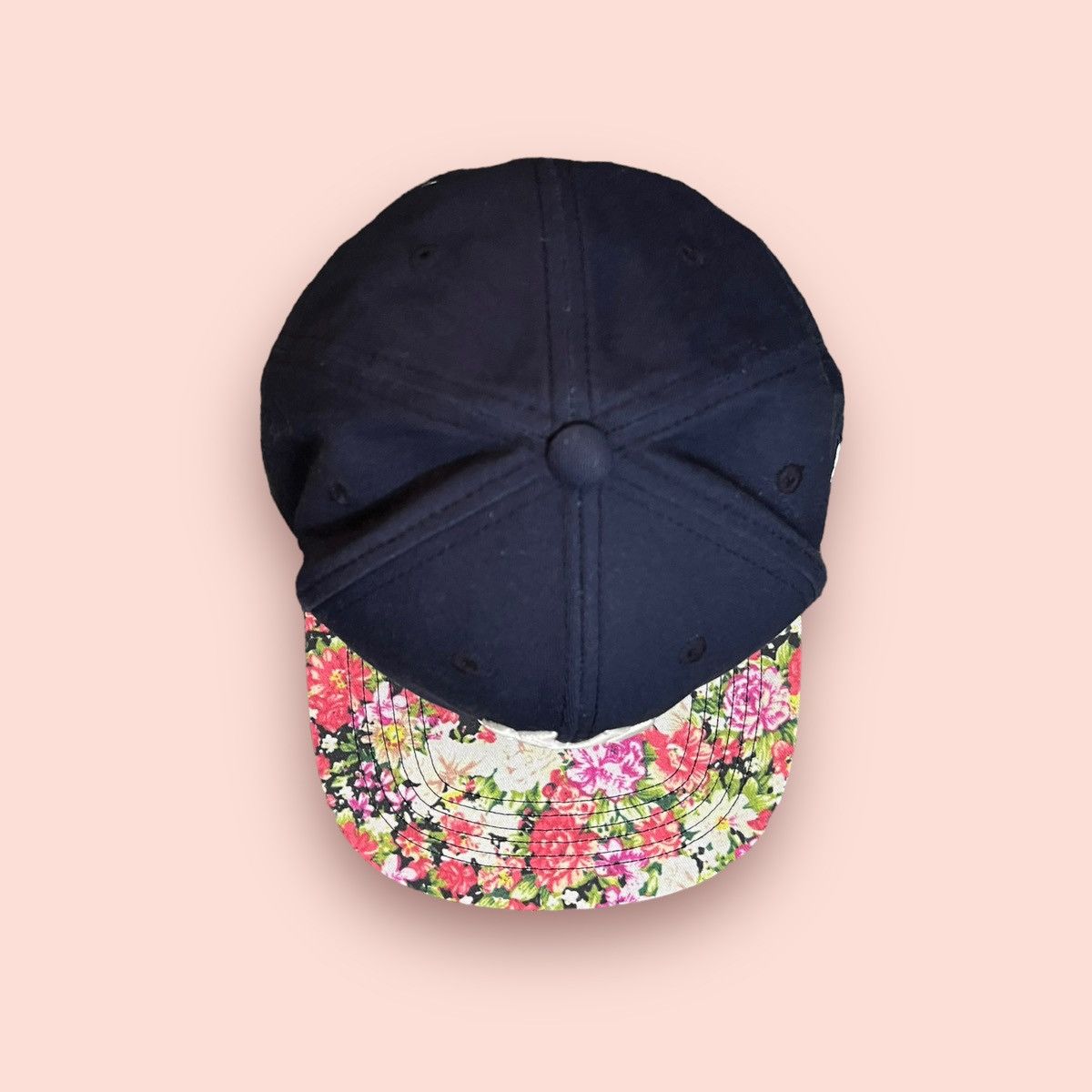 MLB VINTAGE MLB NY YANKEES FLORAL BRIM SNAPBACK CAP Size ONE SIZE - 13 Thumbnail
