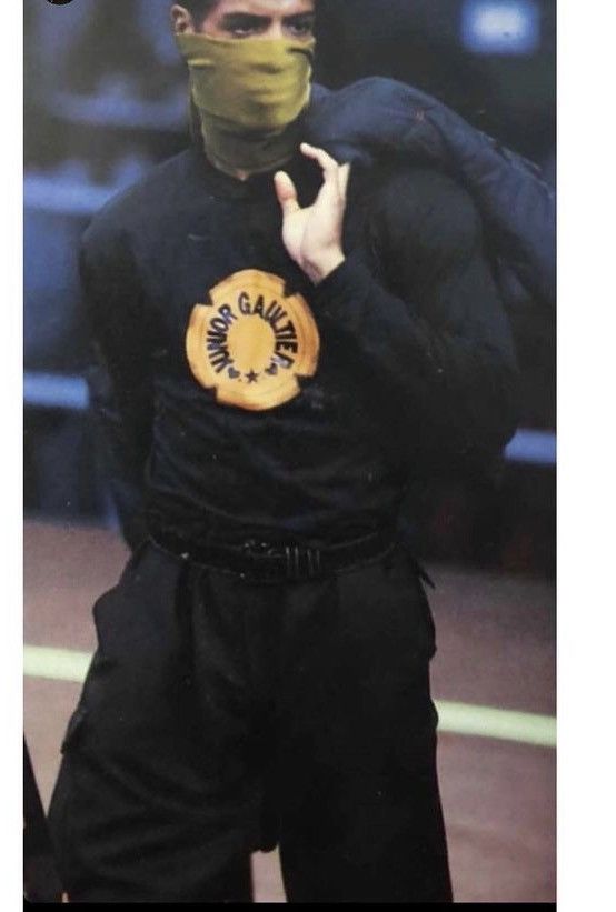 Jean Paul Gaultier RARE!! F/W 1989-89 “Fantomas” muselet caps tee Size US M / EU 48-50 / 2 - 1 Thumbnail