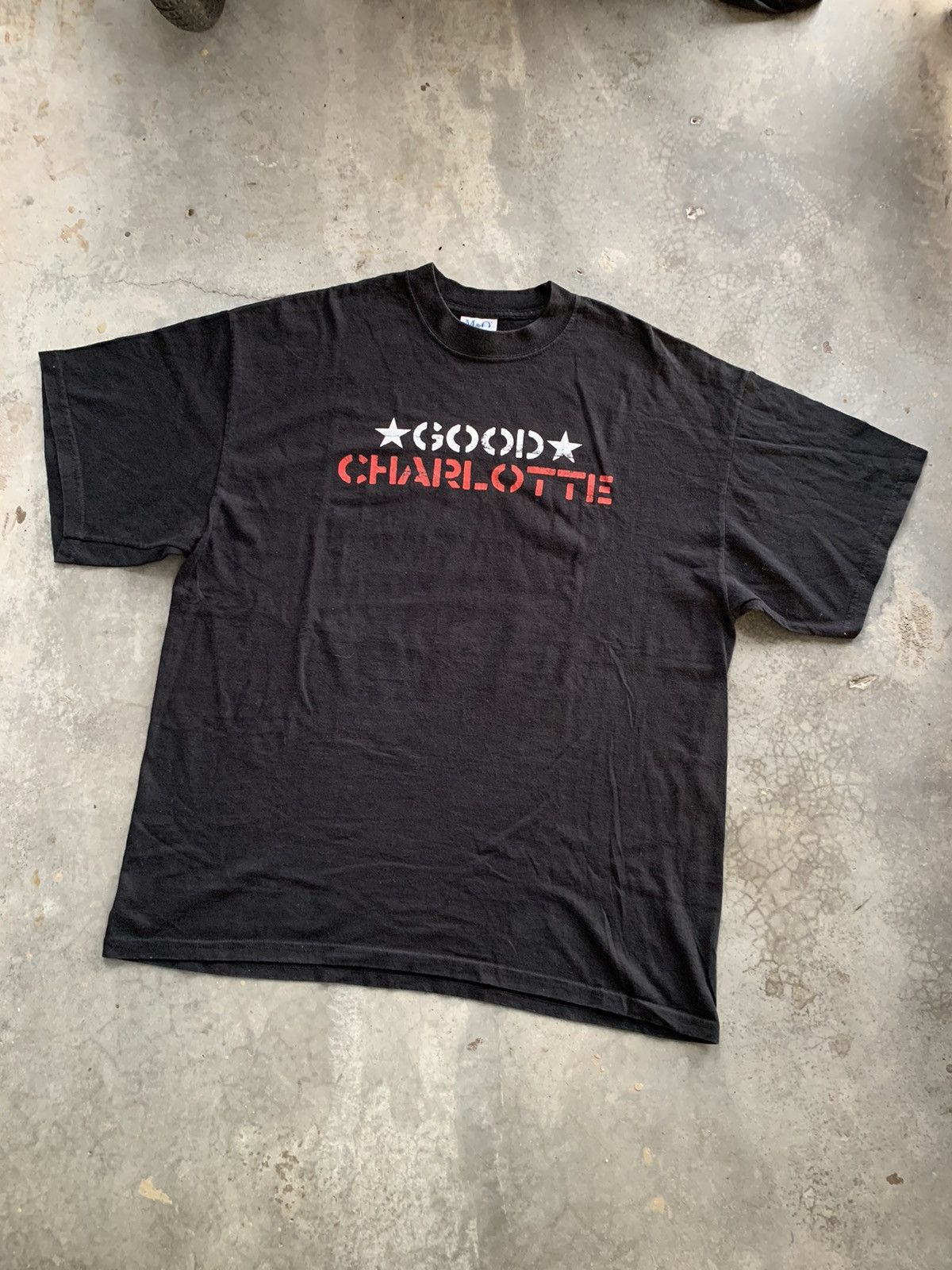 Band Tees Vintage Y2K Good Charlotte Rock Band Tshirt Size US XL / EU 56 / 4 - 1 Thumbnail