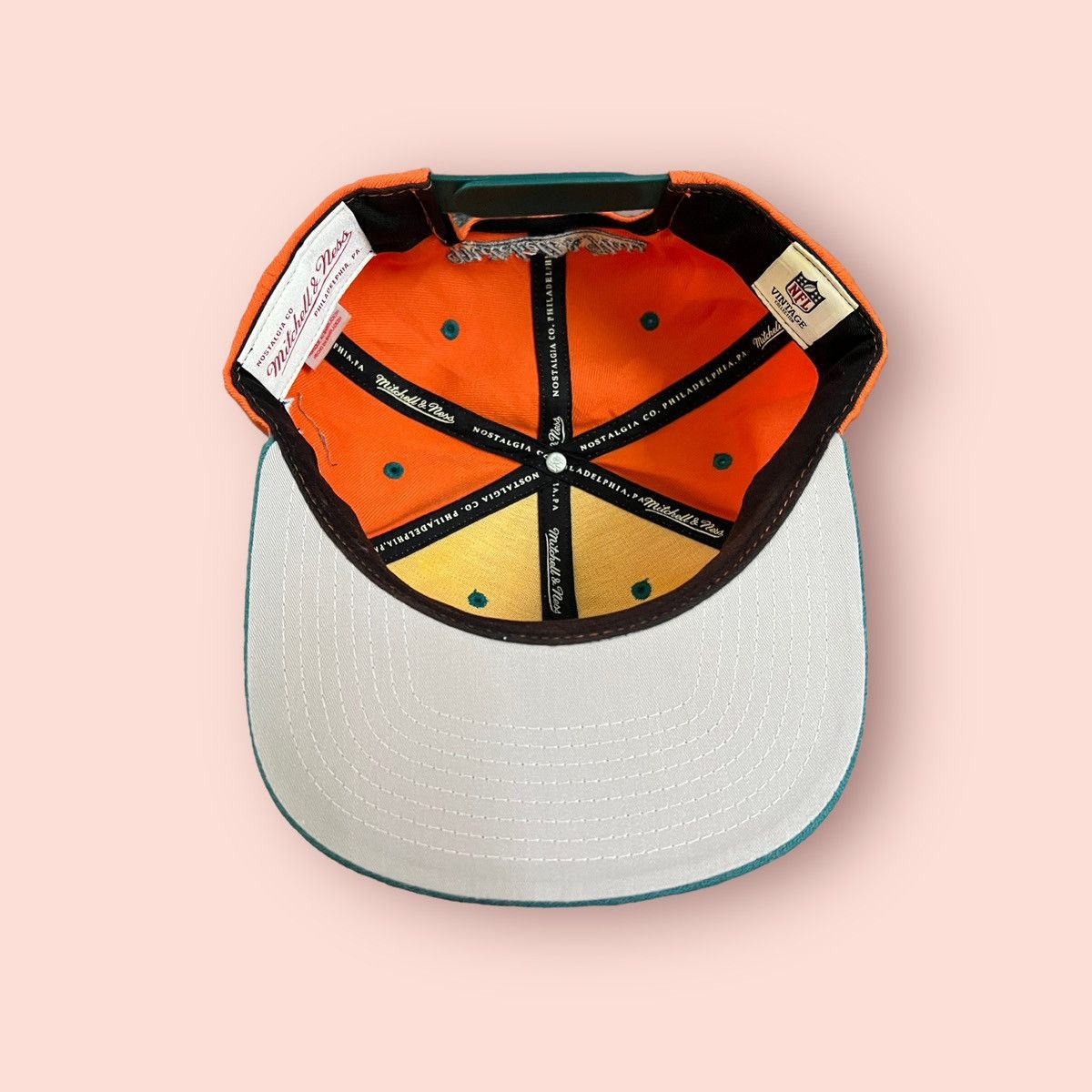 Gear for Sports × Mitchell & Ness × NFL VINTAGE MITCHELL & NESS NFL MIAMI DOLPHINS SNAPBACK CAP Size ONE SIZE - 21 Thumbnail