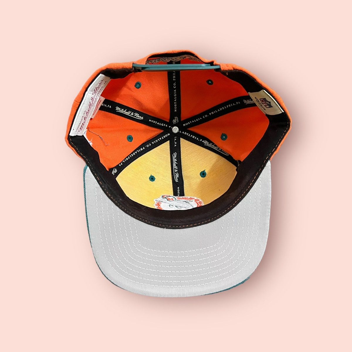 Gear for Sports × Mitchell & Ness × NFL VINTAGE MITCHELL & NESS NFL MIAMI DOLPHINS SNAPBACK CAP Size ONE SIZE - 18 Thumbnail
