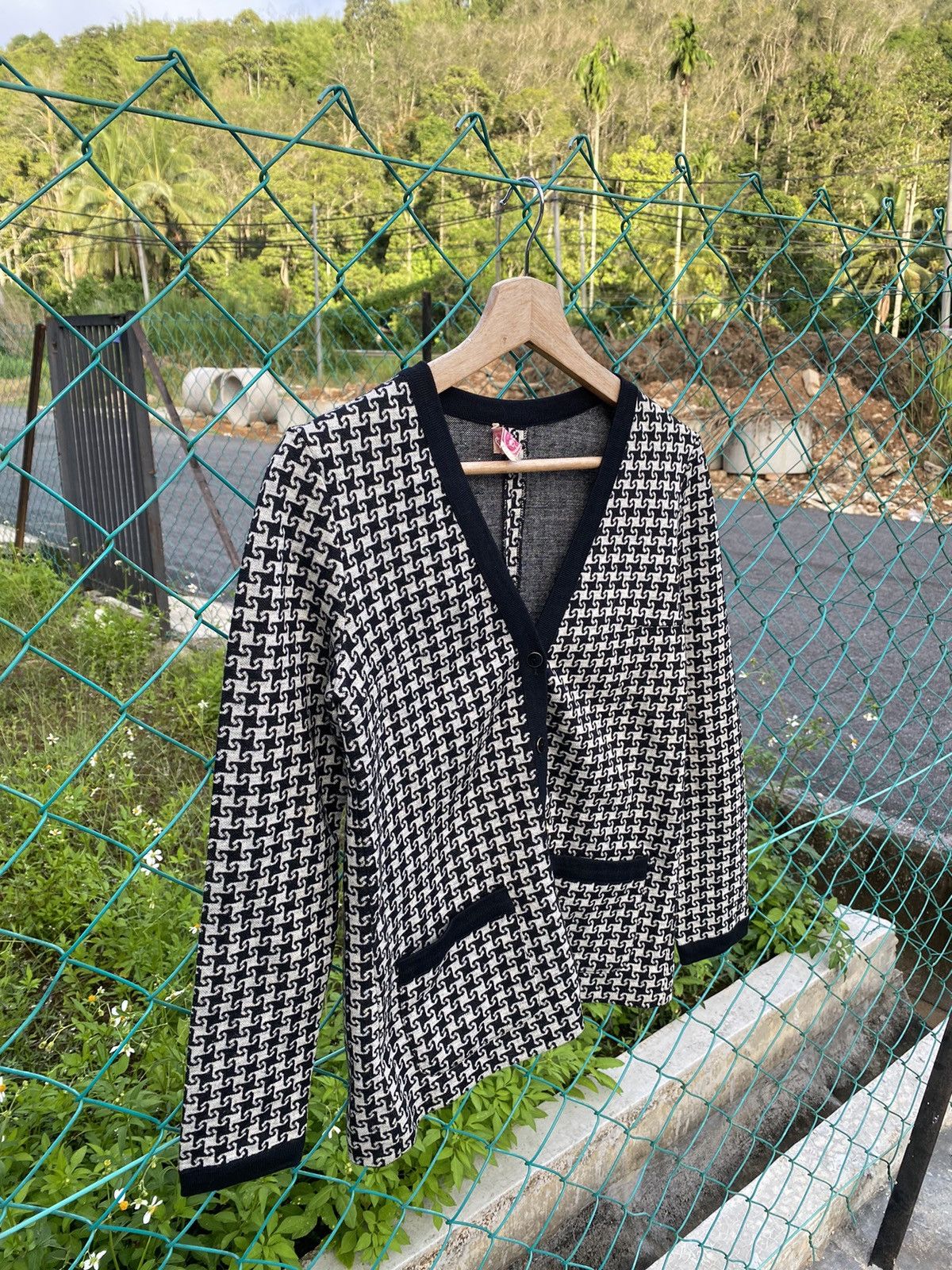 Japanese Brand × Vintage ⚡️Steals⚡️ Vintage Micalady Piare Houndstooth Cardigan Size S / US 4 / IT 40 - 1 Thumbnail