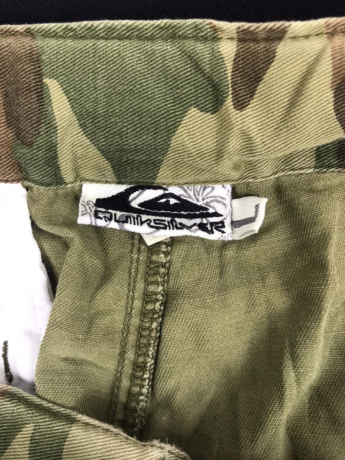 Quicksilver Quicksilver Short Pant Camo Design Camouflage Streetwear Size US 30 / EU 46 - 3 Thumbnail