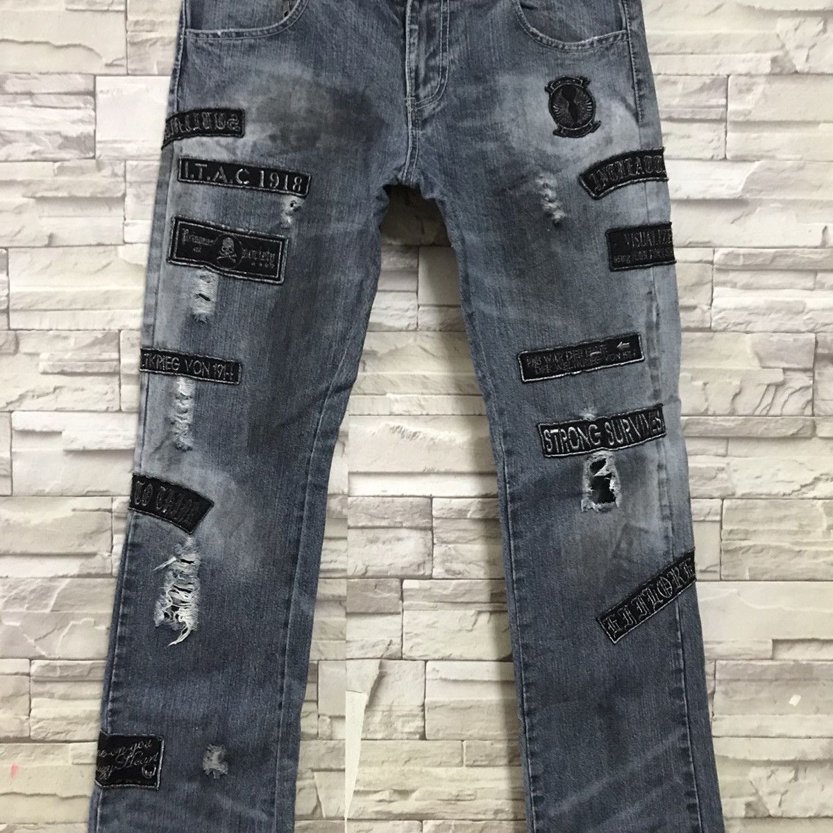 In The Attic IN THE ATTIC Distressed Denim Dirty Patches Jeans Size US 34 / EU 50 - 5 Thumbnail