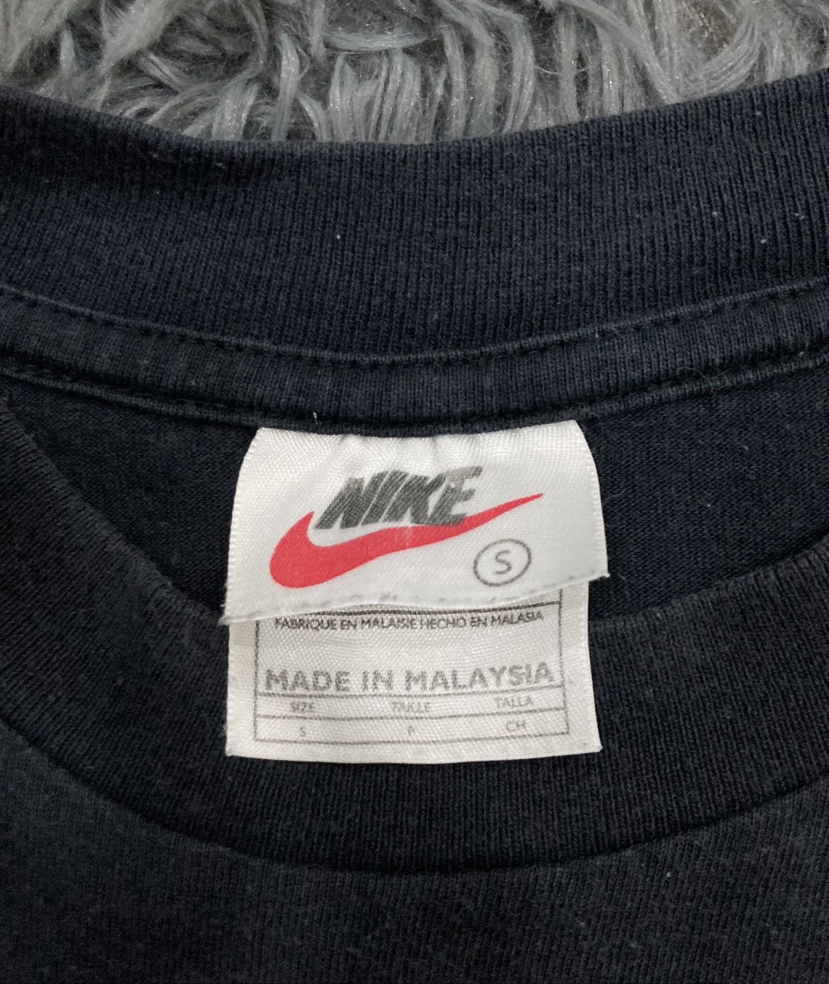 Nike × Vintage VINTAGE 90's NIKE BIG LOGO Size US S / EU 44-46 / 1 - 4 Thumbnail