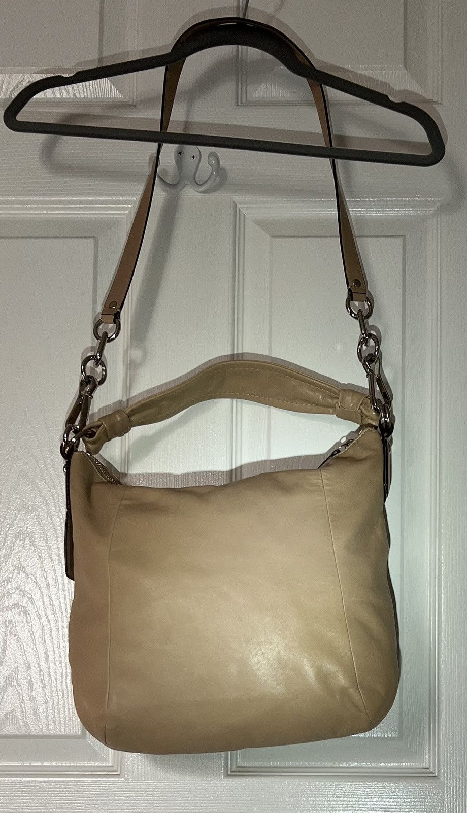 Coach Leather Coach Shoulder Bag W/ Coral Interior Size ONE SIZE - 4 Thumbnail
