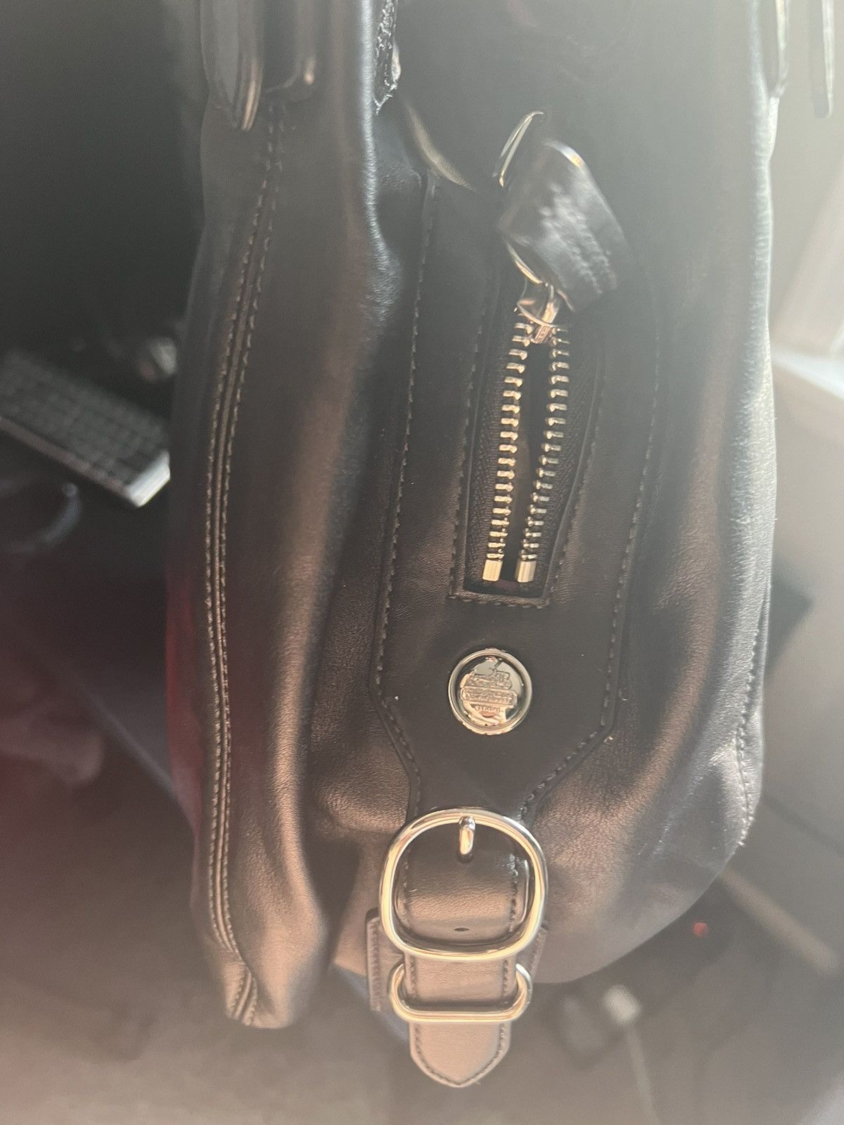 Coach Leather Coach Shoulder Bag W/ Purple Interior Size ONE SIZE - 4 Thumbnail