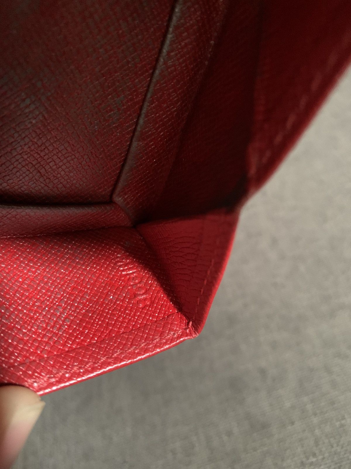 Louis Vuitton Louis Vuitton Coin Wallet Leather Red Size ONE SIZE - 7 Thumbnail