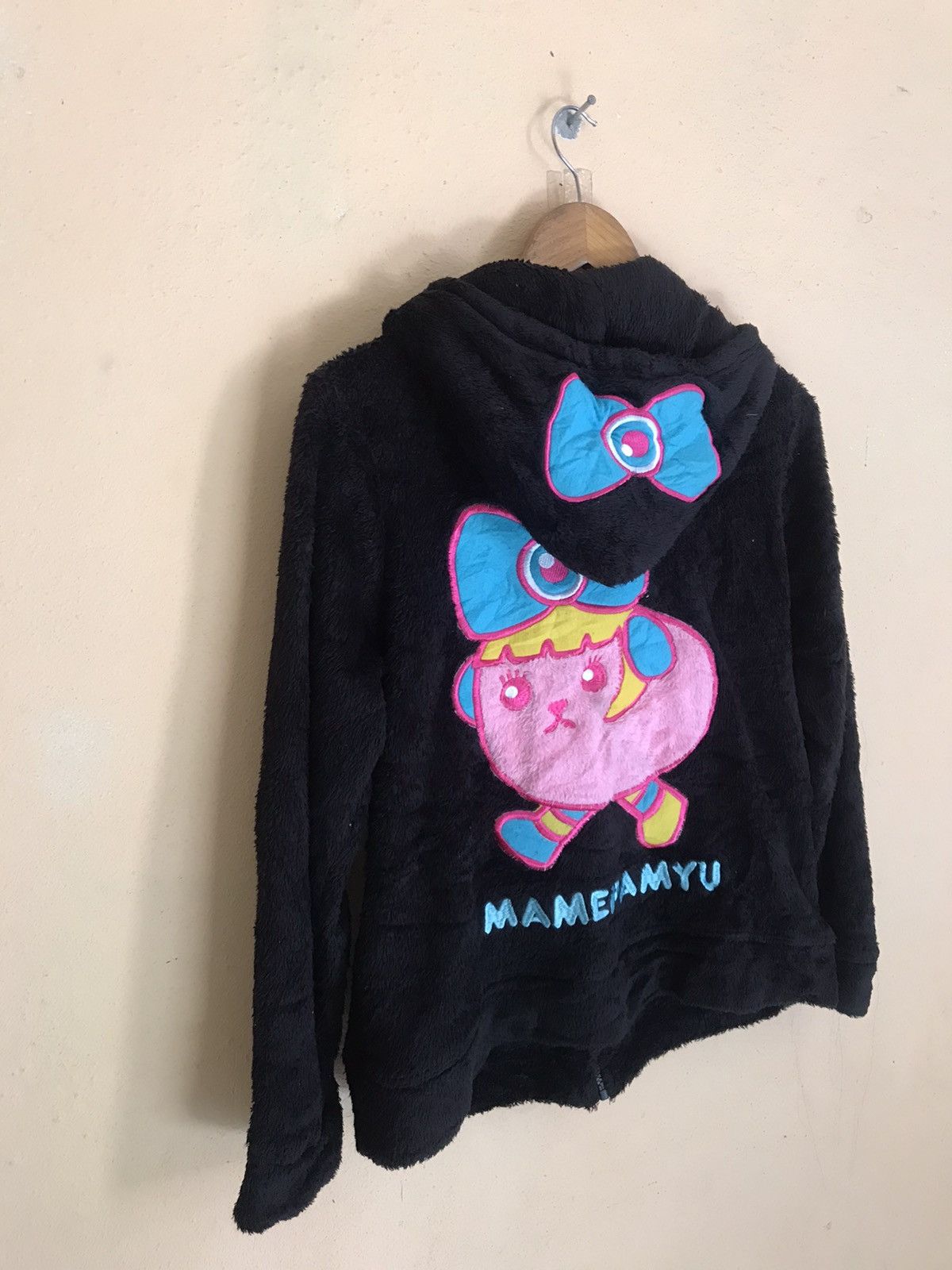 Anime × Cartoon Network × Japanese Brand Mamepamyu cartoon japanese Fur hoodie fleece Size US S / EU 44-46 / 1 - 2 Thumbnail