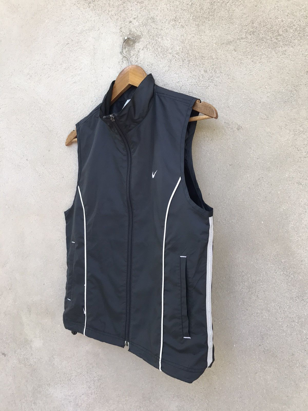 Nike Vintage Nike Swoosh Vest jacket Size US S / EU 44-46 / 1 - 3 Thumbnail
