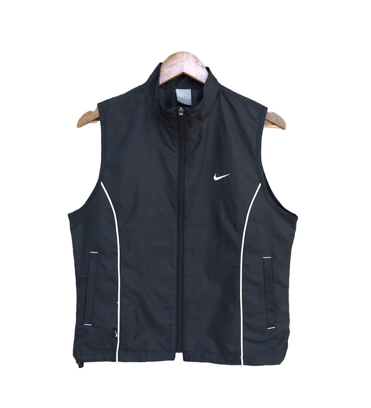Nike Vintage Nike Swoosh Vest jacket Size US S / EU 44-46 / 1 - 1 Thumbnail