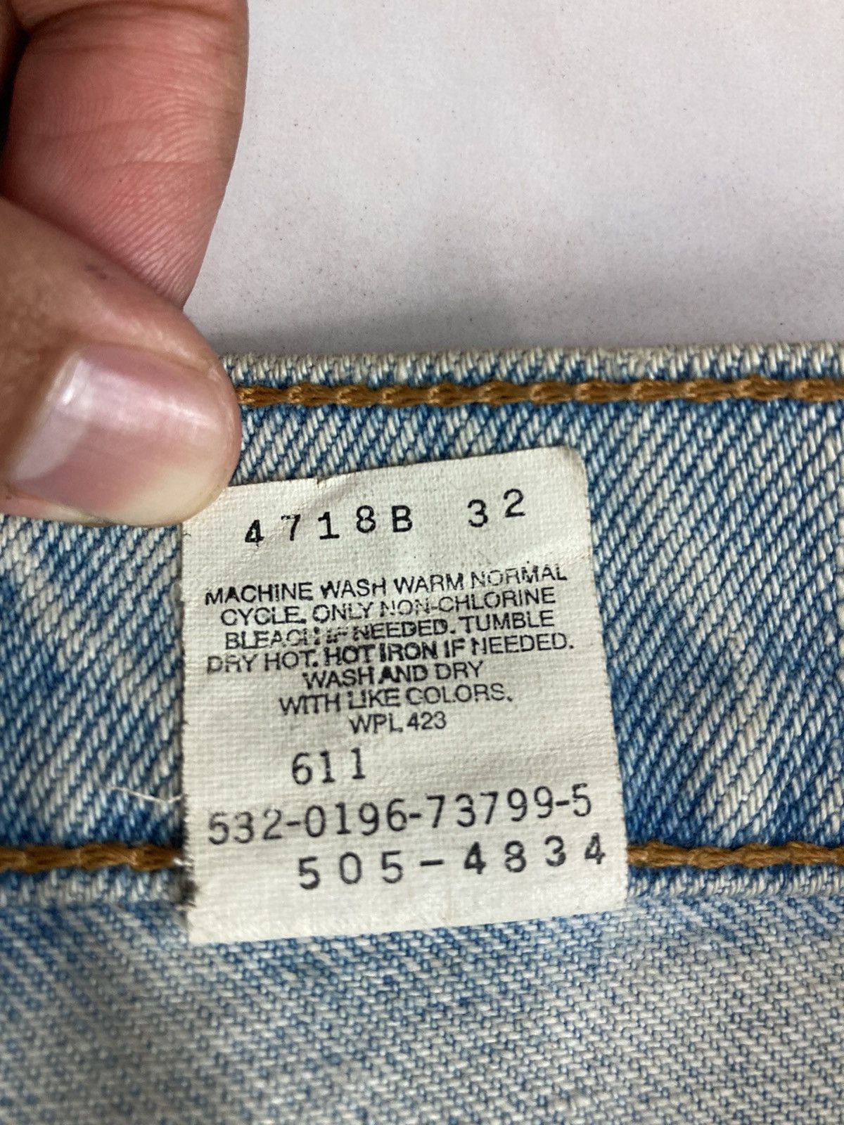 Levi's × Vintage VINTAGE LEVIS TRASHED DISTRESSED DENIM Size US 31 - 13 Thumbnail