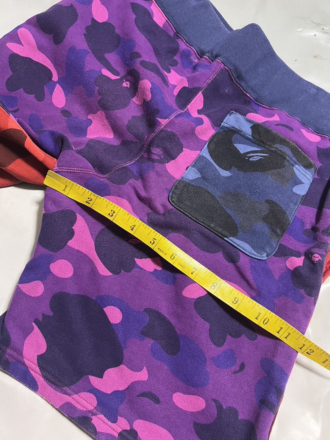 Bape BAPE shark sweat shorts mix camo Size US 34 / EU 50 - 7 Thumbnail
