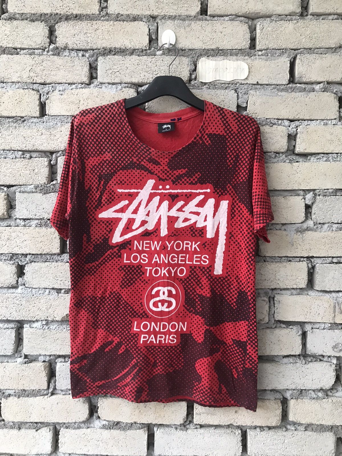 Stussy Stussy World Tour All Over Printed Camouflage Tee Size US S / EU 44-46 / 1 - 1 Thumbnail