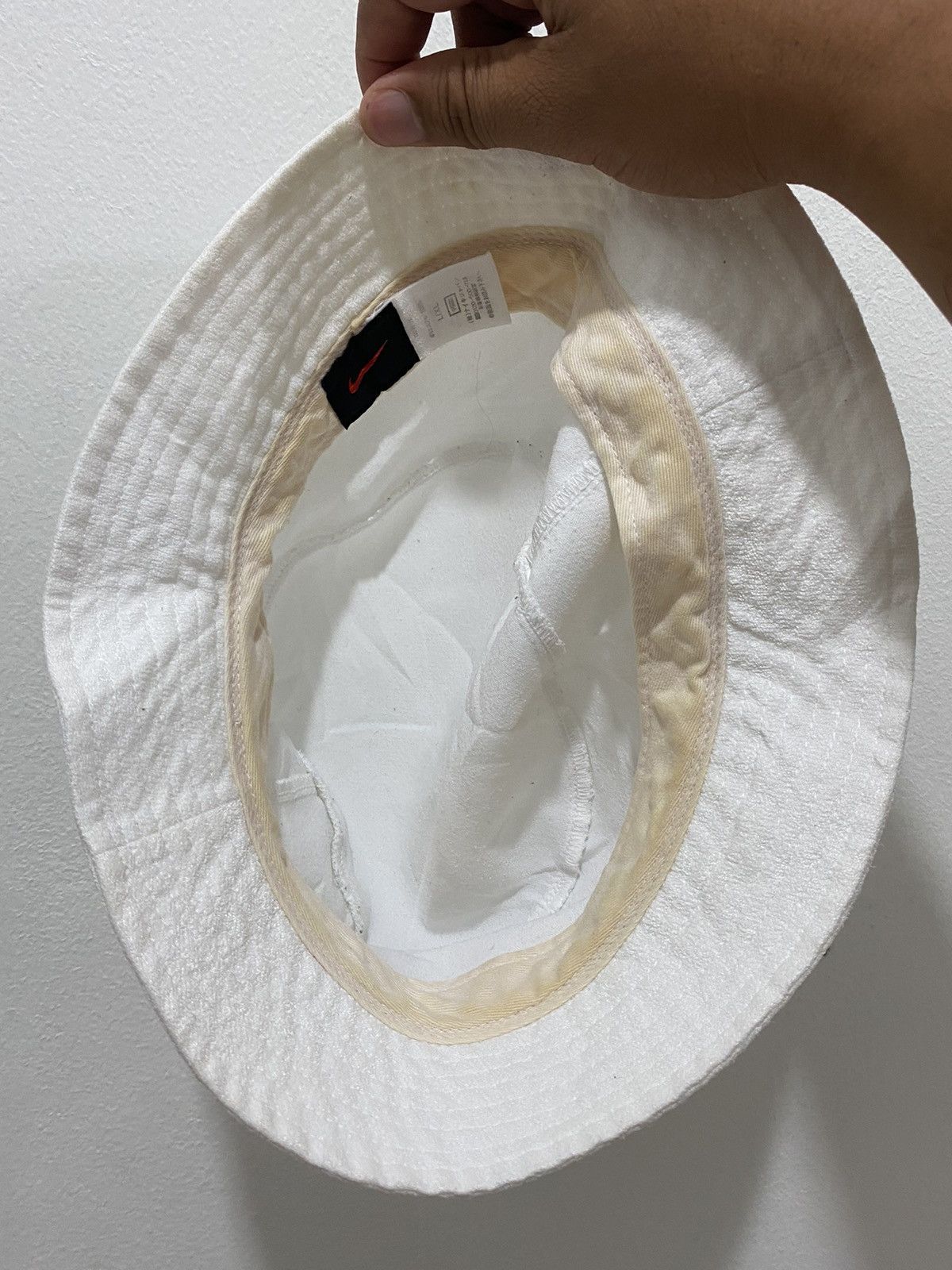 Nike 🔥Vintage🔥 Nike Small Swoosh Bucket Hat Size ONE SIZE - 5 Thumbnail