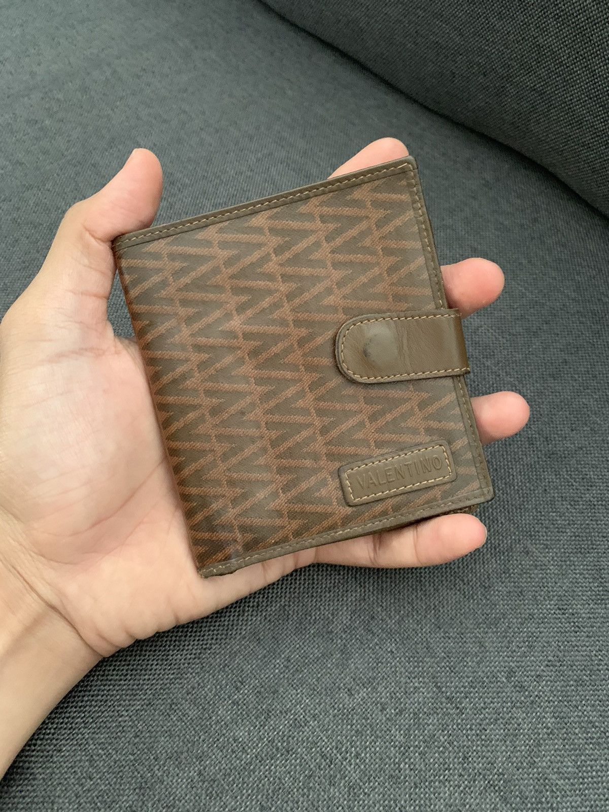 Valentino Vintage Valentino Monogram Wallet Leather Size ONE SIZE - 3 Thumbnail