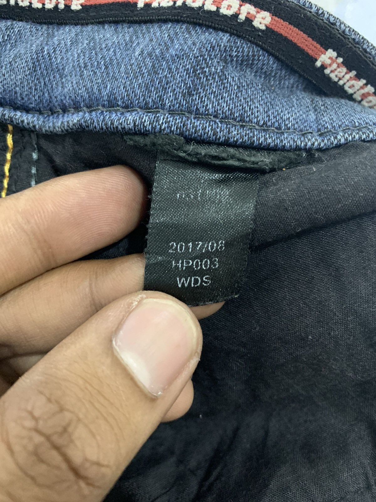 Japanese Brand FIELDCORE Curve Leg 7Pocket Distressed Denim Jean CargoPant Size US 34 / EU 50 - 19 Thumbnail