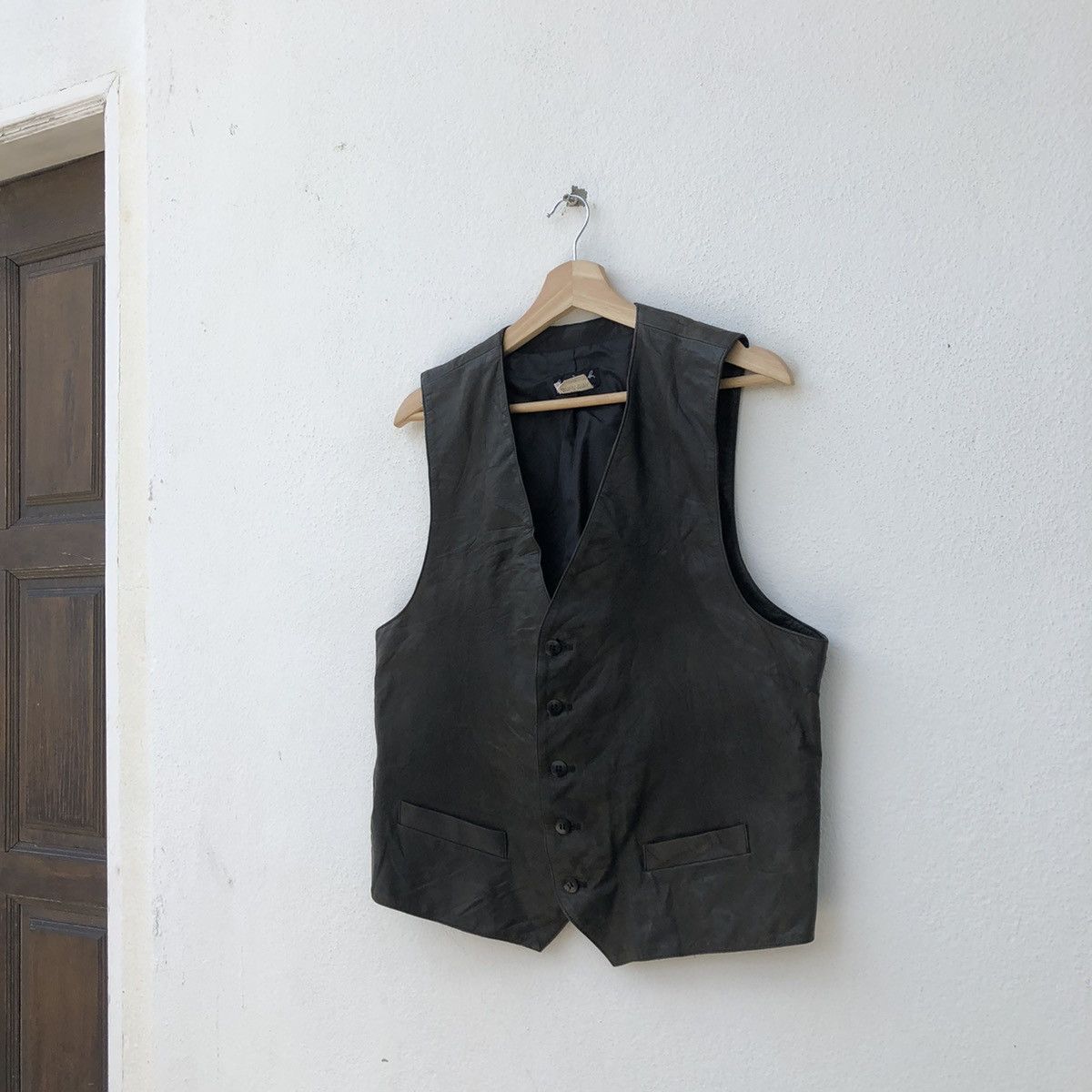 agnes b. VINTAGE WAISTCOATS LEATHER AGNES B MADE IN FRANCE Size US M / EU 48-50 / 2 - 2 Thumbnail