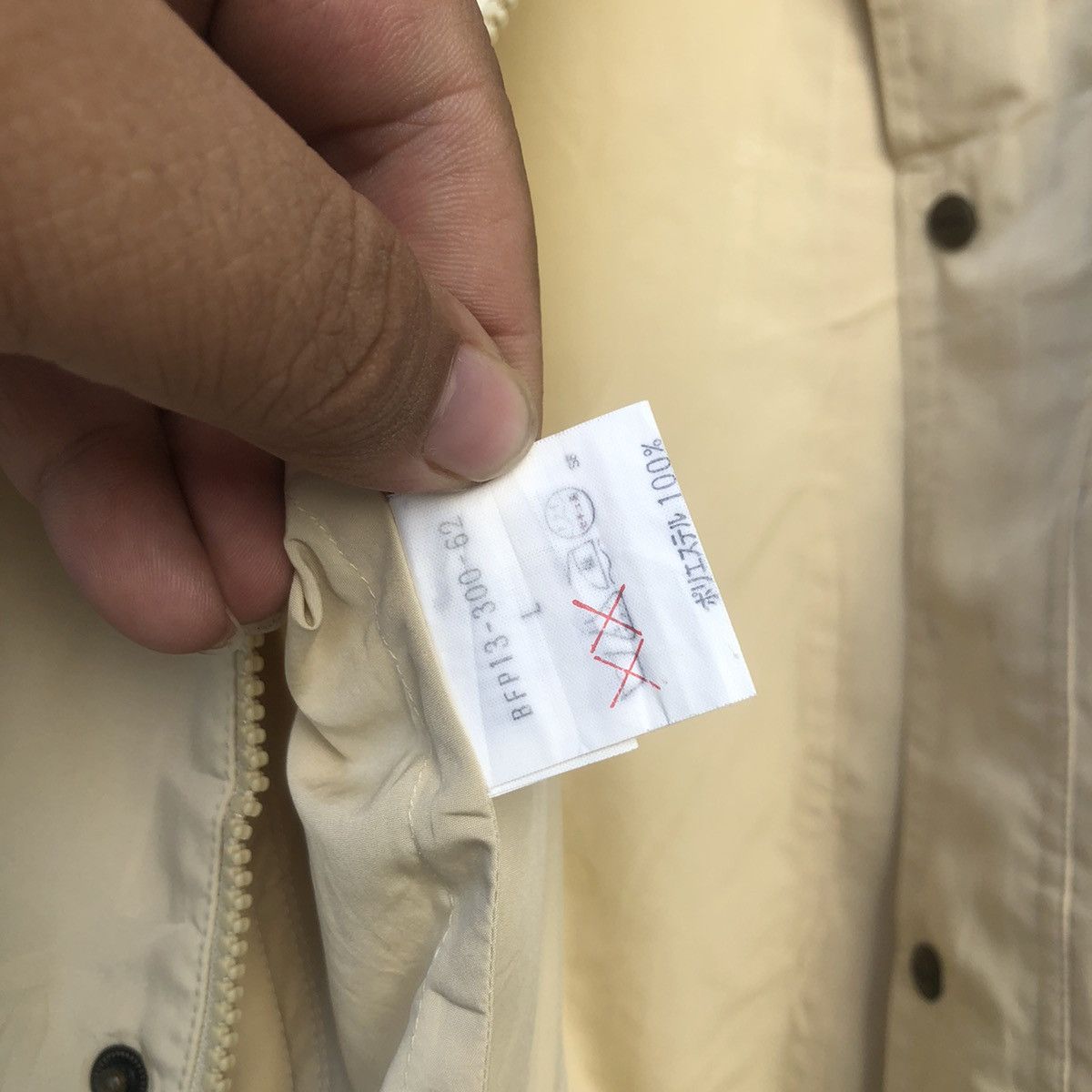 Burberry Vintage Burberrys Light Bomber Jacket Size US L / EU 52-54 / 3 - 10 Thumbnail