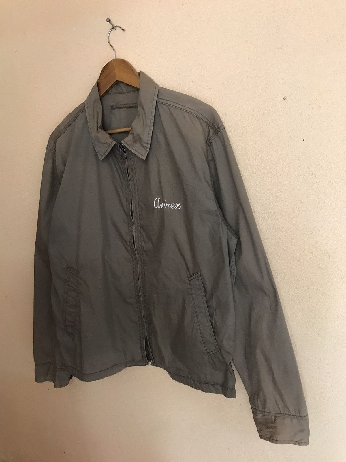 Avirex RARE VINTAGE AVIREX EMBROIDERED TIGER USS SARATOGA JACKET Size US L / EU 52-54 / 3 - 5 Thumbnail