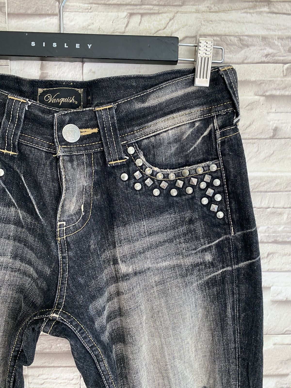 Vanquish Vanquish Studded Distressed Denim Flare Jeans LGB Size US 30 / EU 46 - 8 Thumbnail