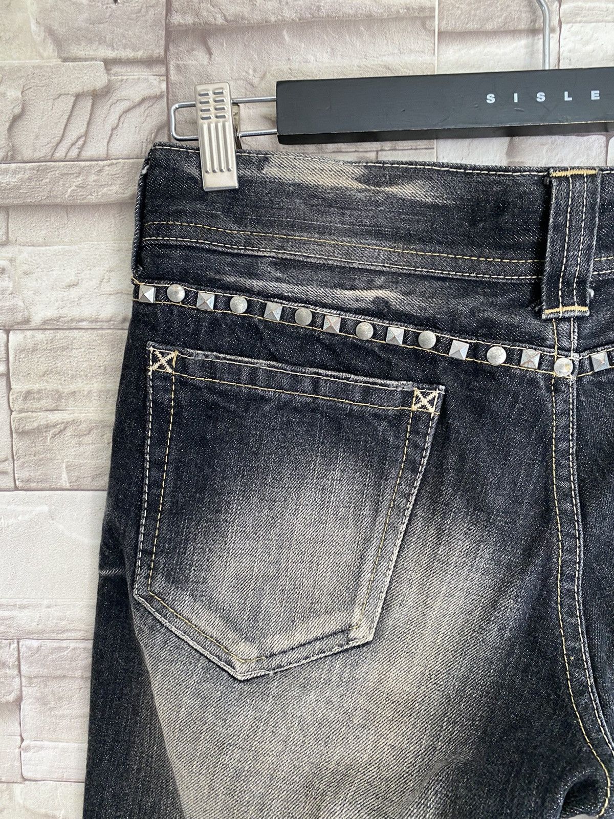 Vanquish Vanquish Studded Distressed Denim Flare Jeans LGB Size US 30 / EU 46 - 11 Thumbnail