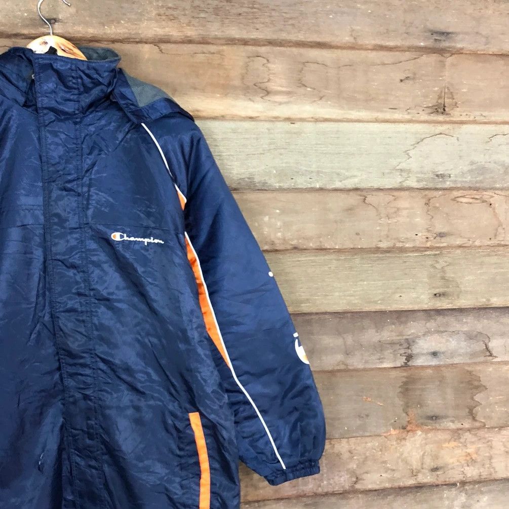 Champion DL Champion vintage Blue Light Jacket windbreaker #2957 Size US L / EU 52-54 / 3 - 13 Thumbnail