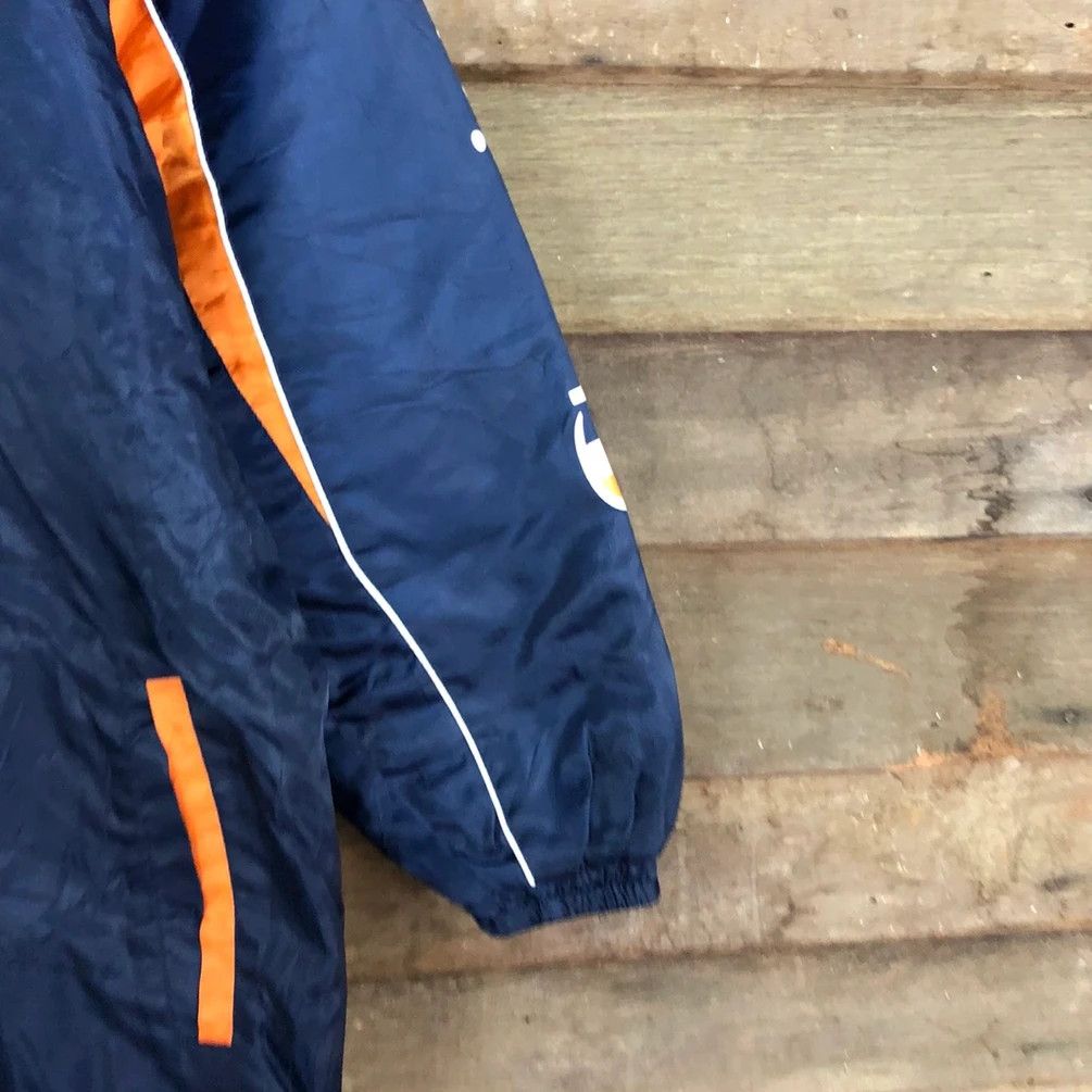 Champion DL Champion vintage Blue Light Jacket windbreaker #2957 Size US L / EU 52-54 / 3 - 14 Thumbnail