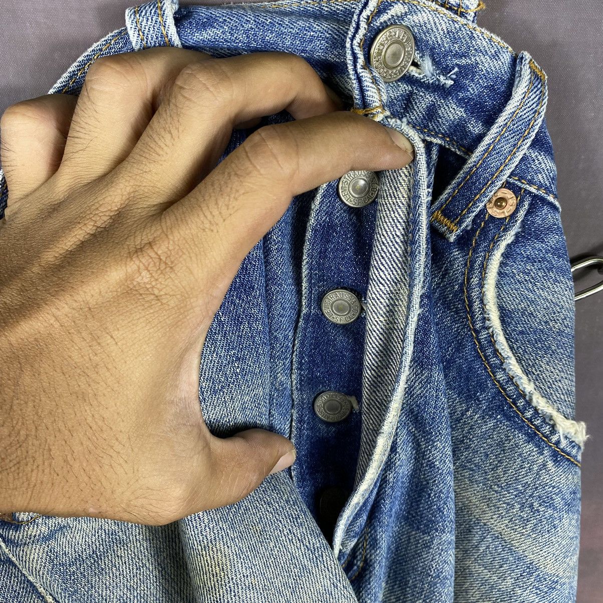 Jean × Levi's × Vintage Vintage Levis 501 Light Washed Distressed Jeans Size US 31 - 9 Thumbnail