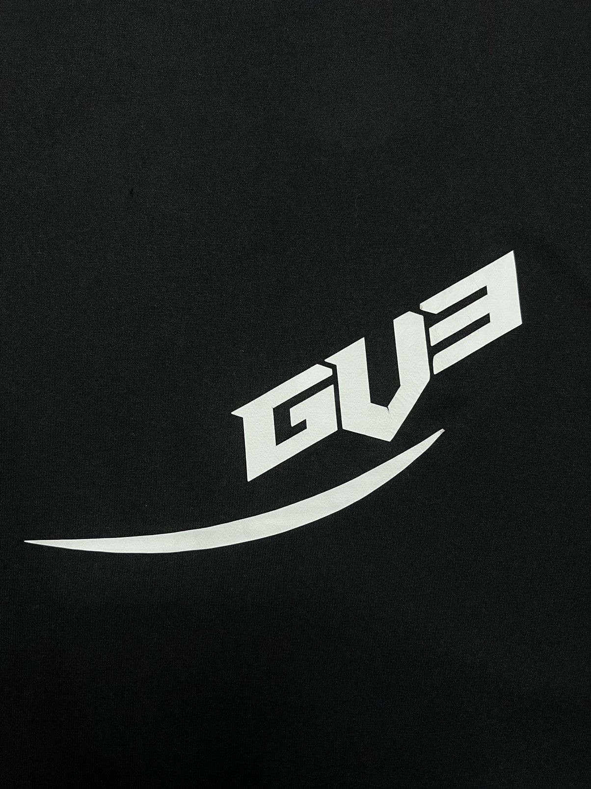 Givenchy Givenchy Sports Logo T-shirt Size US S / EU 44-46 / 1 - 7 Thumbnail