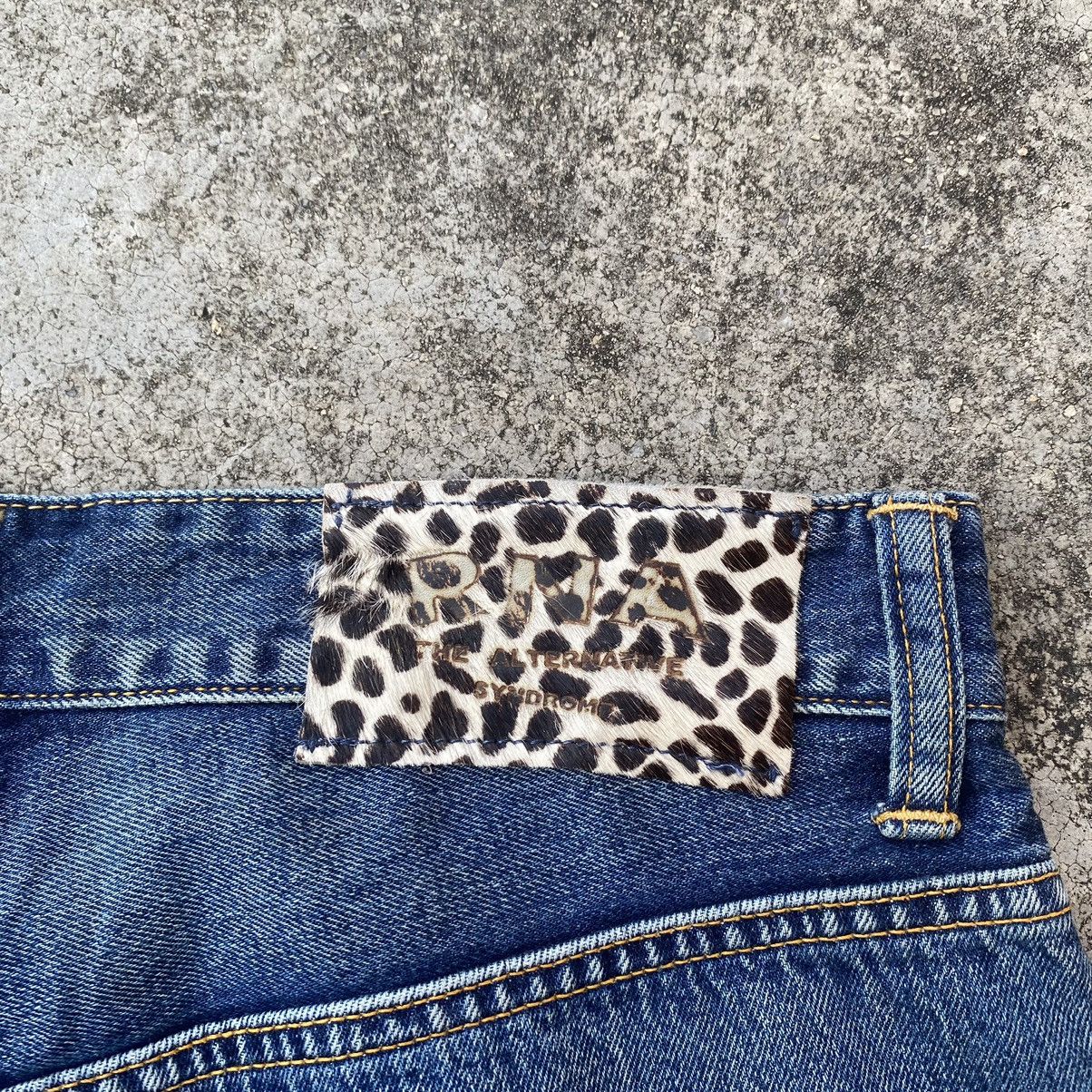 Blue Blue Japan × Japanese Brand × Vintage Vintage Japanese RNA Faded Hakama Denim Jeans Size US 31 - 9 Thumbnail