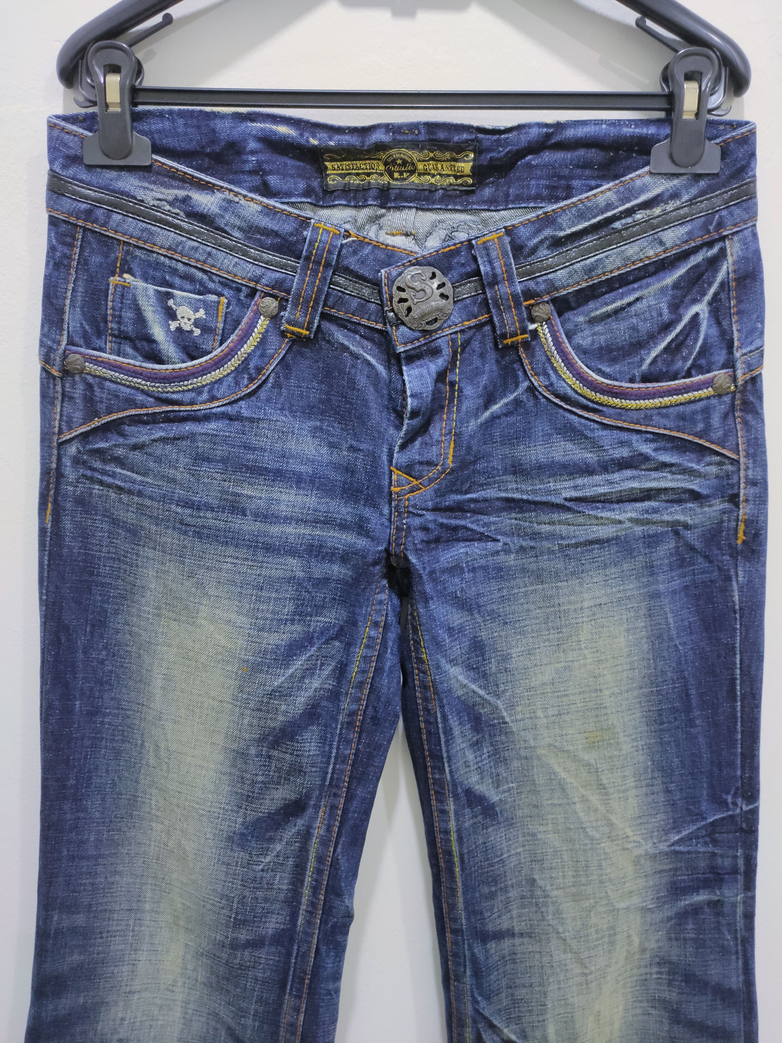 Denim & Co. × Japanese Brand STUDIO R.P Skulls Embroidery Seditionaries Acid Wash Jeans Size 28" / US 6 / IT 42 - 4 Thumbnail