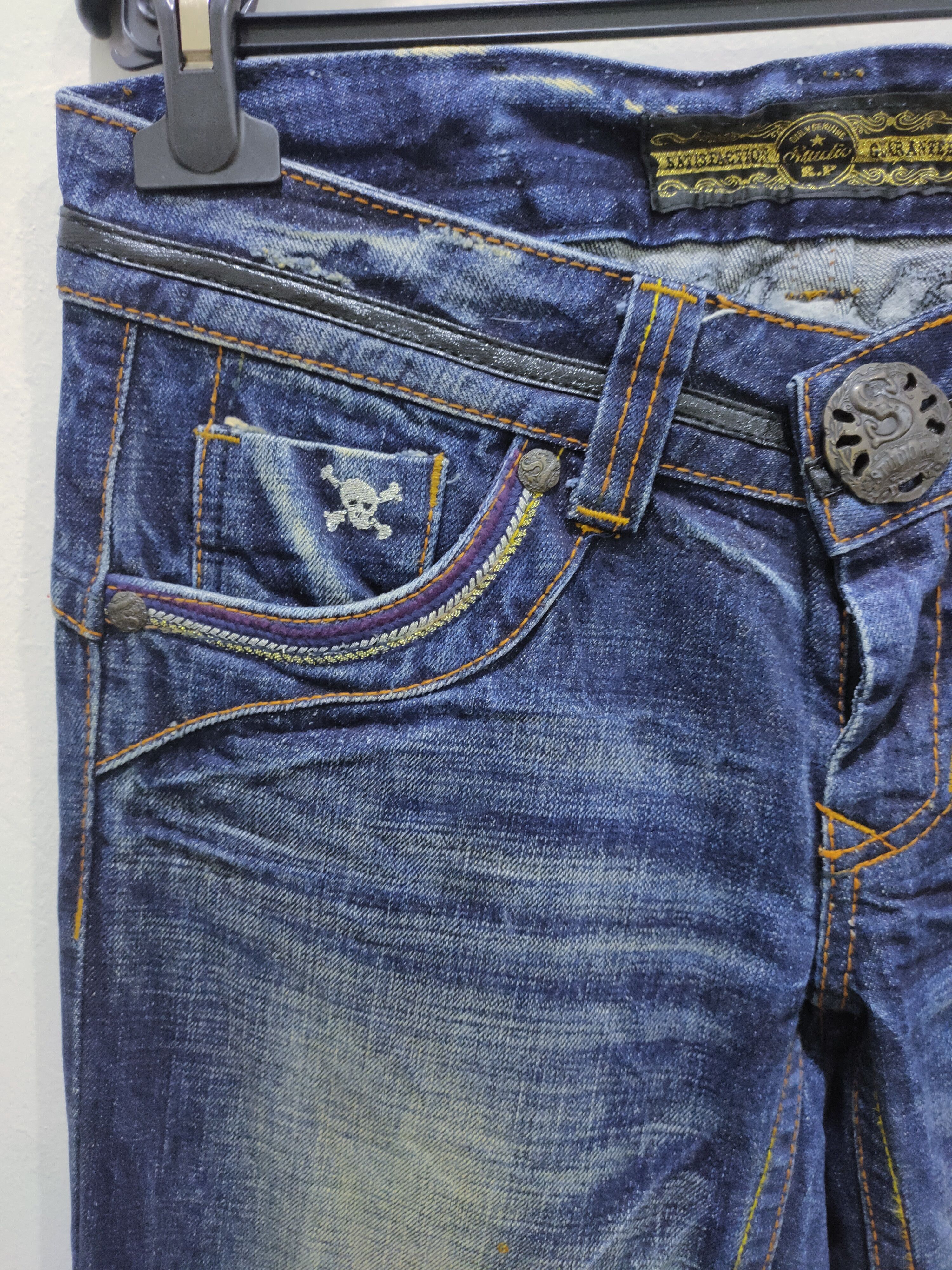 Denim & Co. × Japanese Brand STUDIO R.P Skulls Embroidery Seditionaries Acid Wash Jeans Size 28" / US 6 / IT 42 - 7 Thumbnail