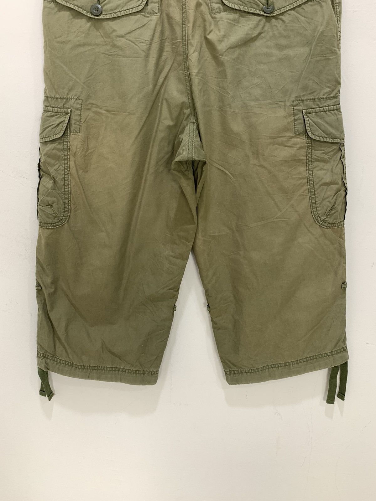 Seditionaries × Uniqlo UNIQLO Bondage Pullover Multipocket Cargo Crop Short Pant Size US 34 / EU 50 - 10 Thumbnail